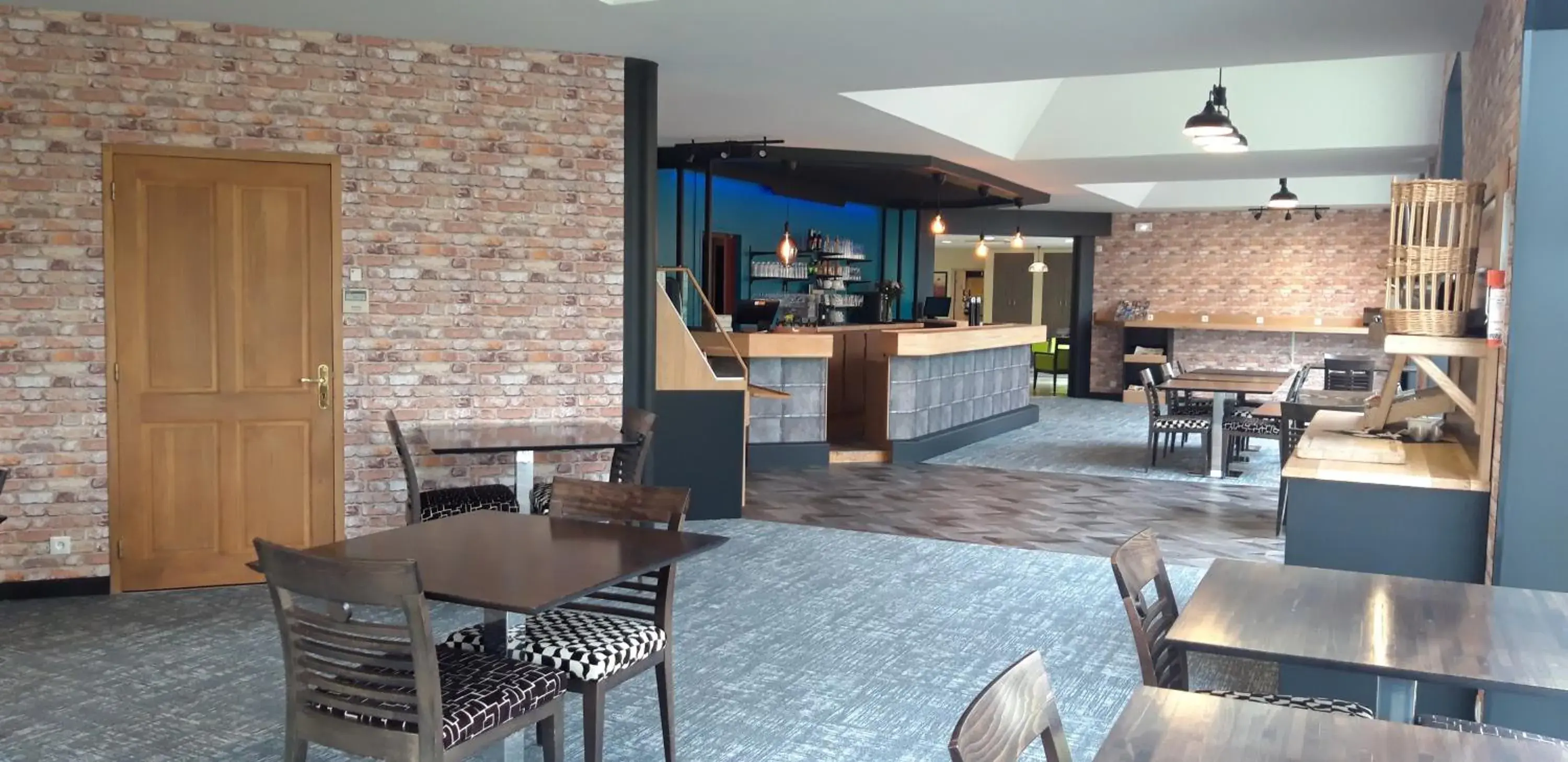 Restaurant/places to eat in Hôtel Cositel, CIT'HOTEL Coutances Restaurant/places to eat in Hôtel Cositel, CIT'HOTEL Coutances