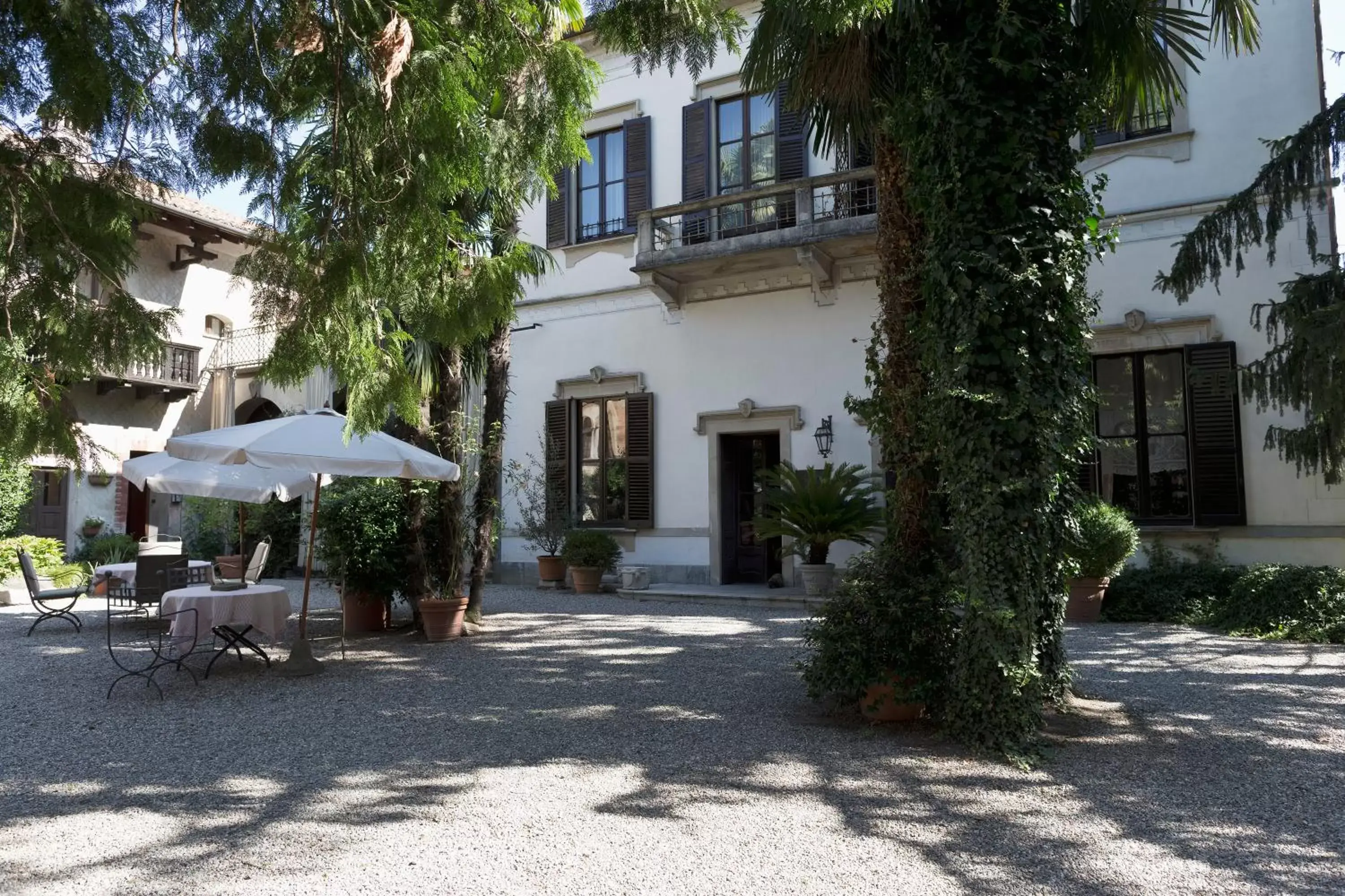 Garden in Hotel Locanda Dei Mai Intees