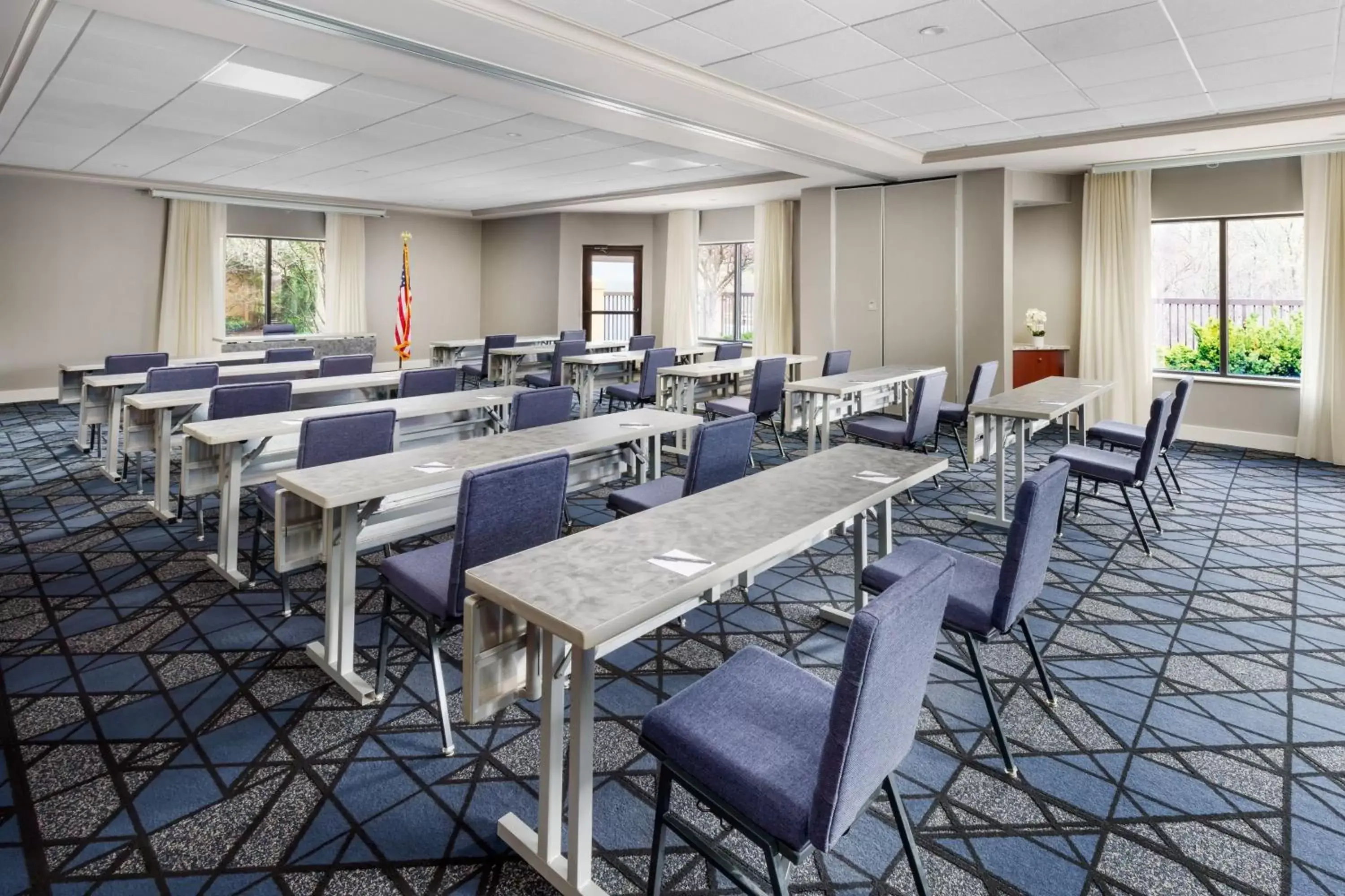 Meeting/conference room in Courtyard Manchester-Boston Regional Airport