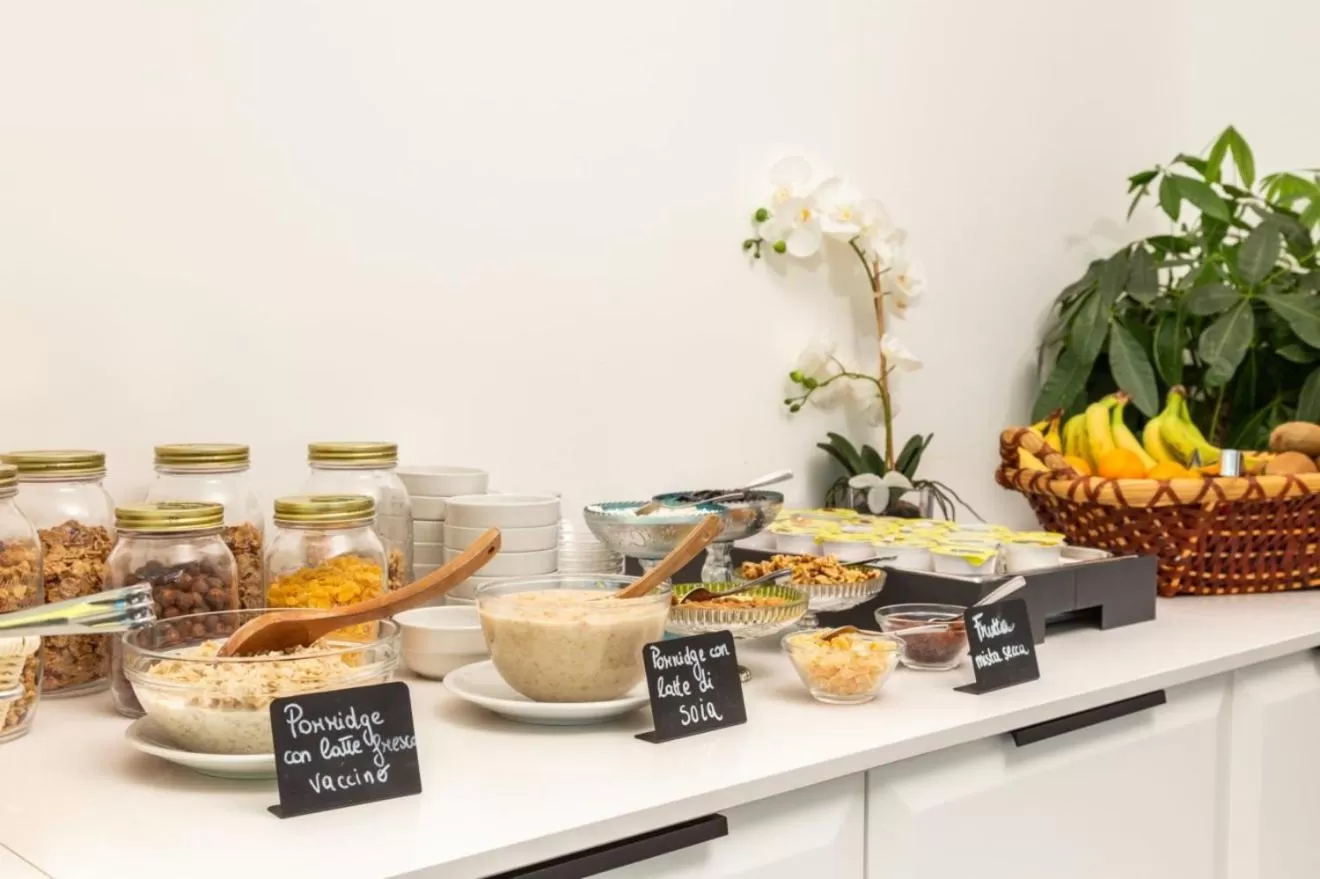 Food and drinks in L'Essenza Hotel