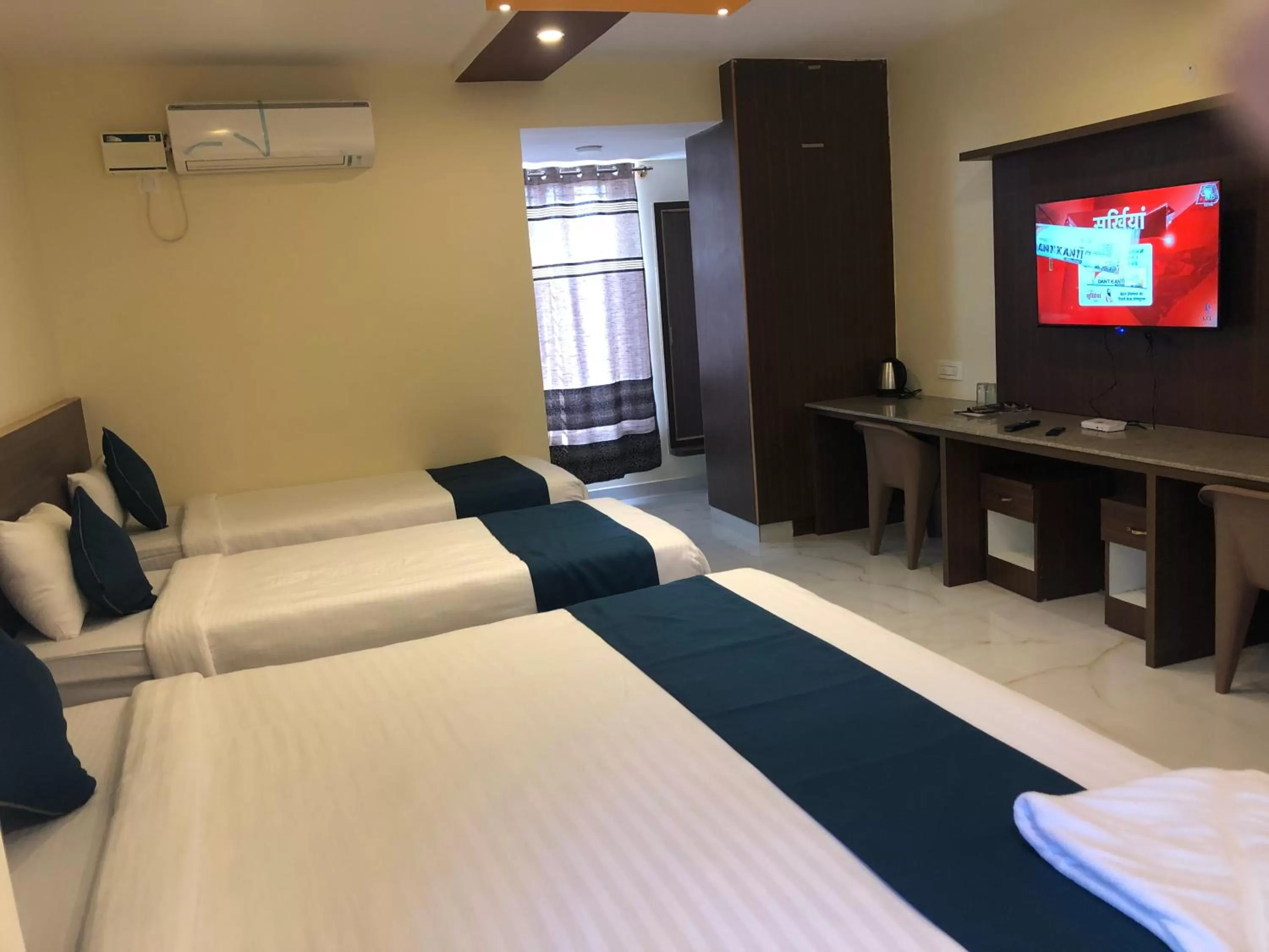 Bedroom, Bed in SV Dreamstay near Kempegowda International Airport