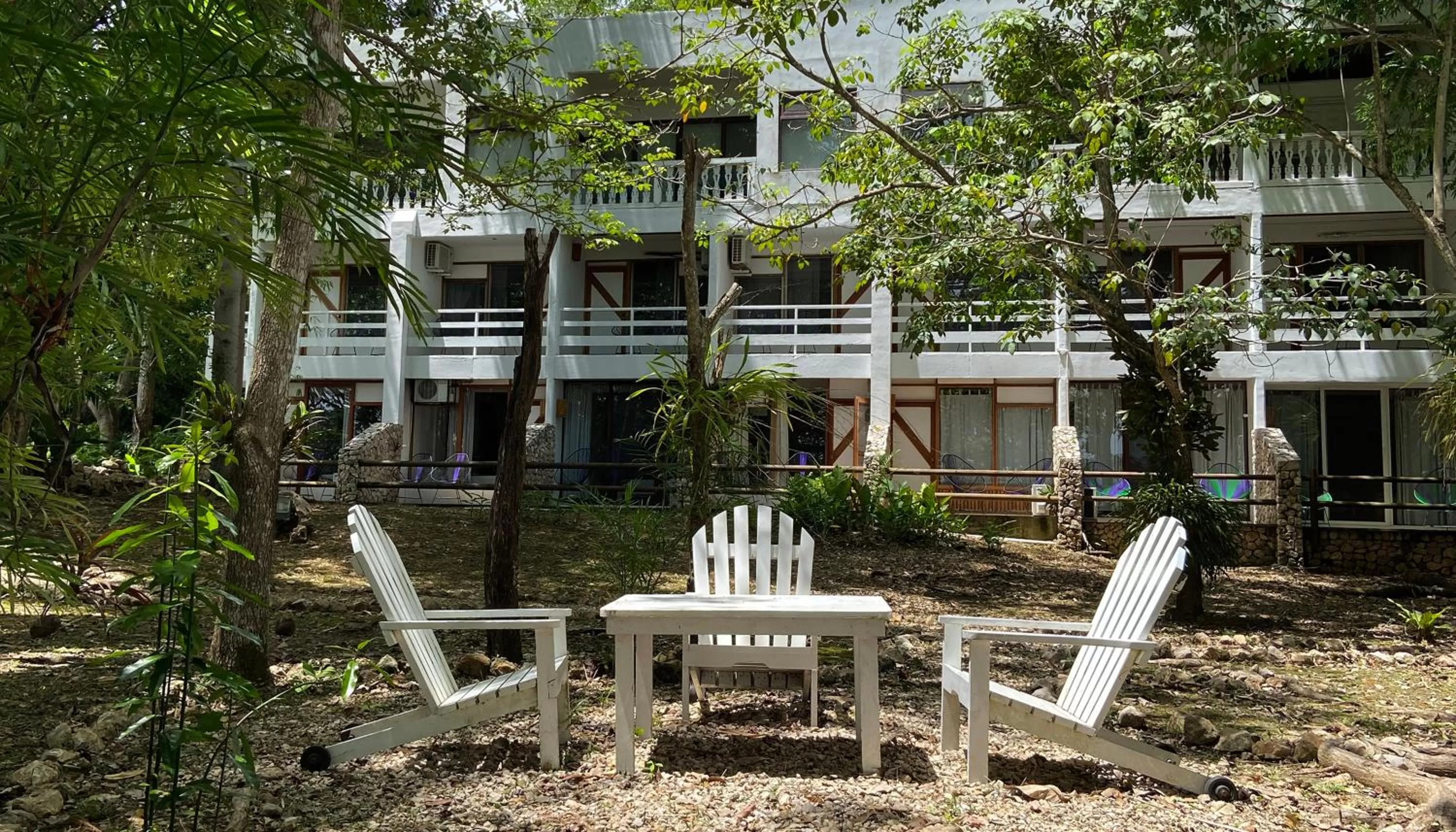 Patio in Hotel Maya Internacional