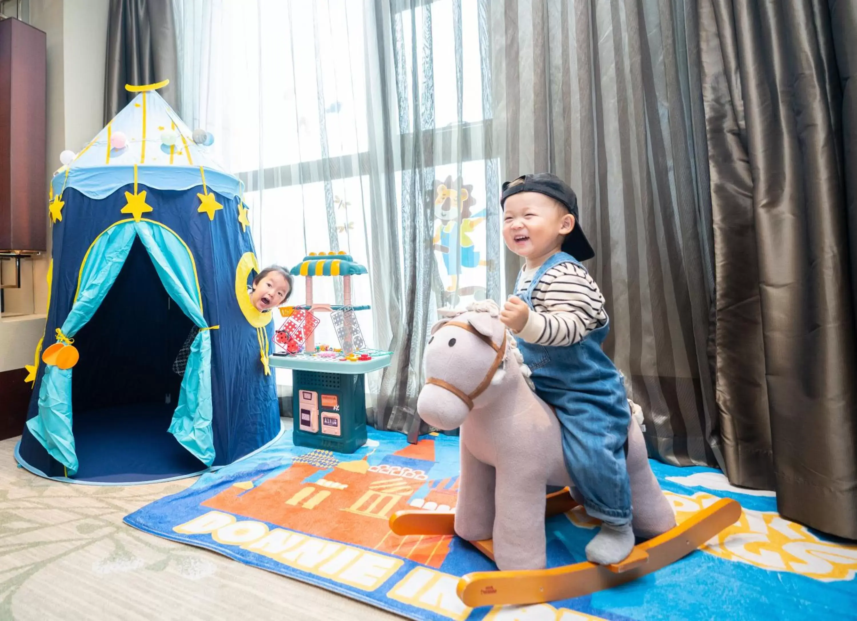 Bedroom, Children in Crowne Plaza Hefei, an IHG Hotel