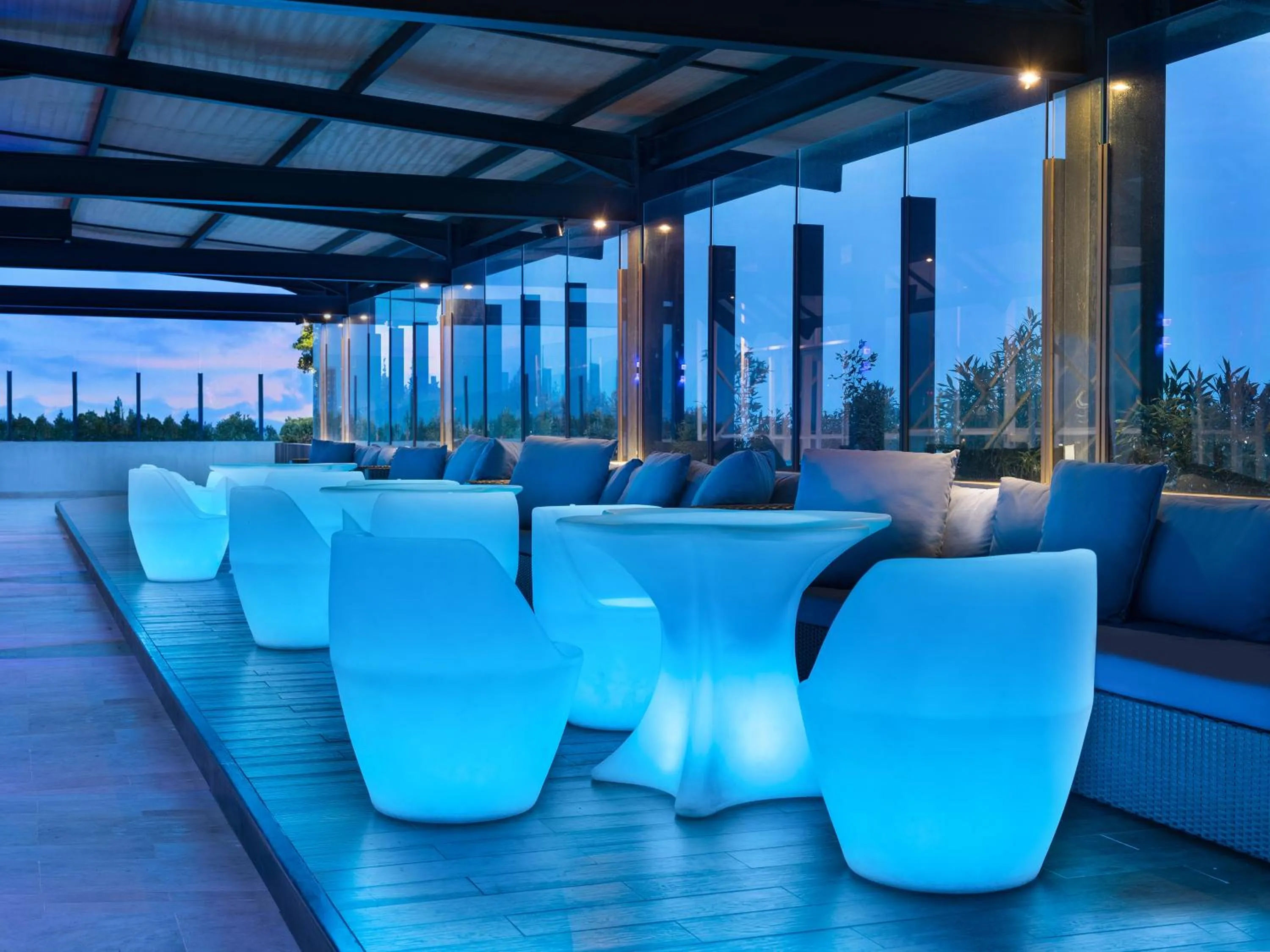 Lounge or bar in Mercure Bandung City Centre