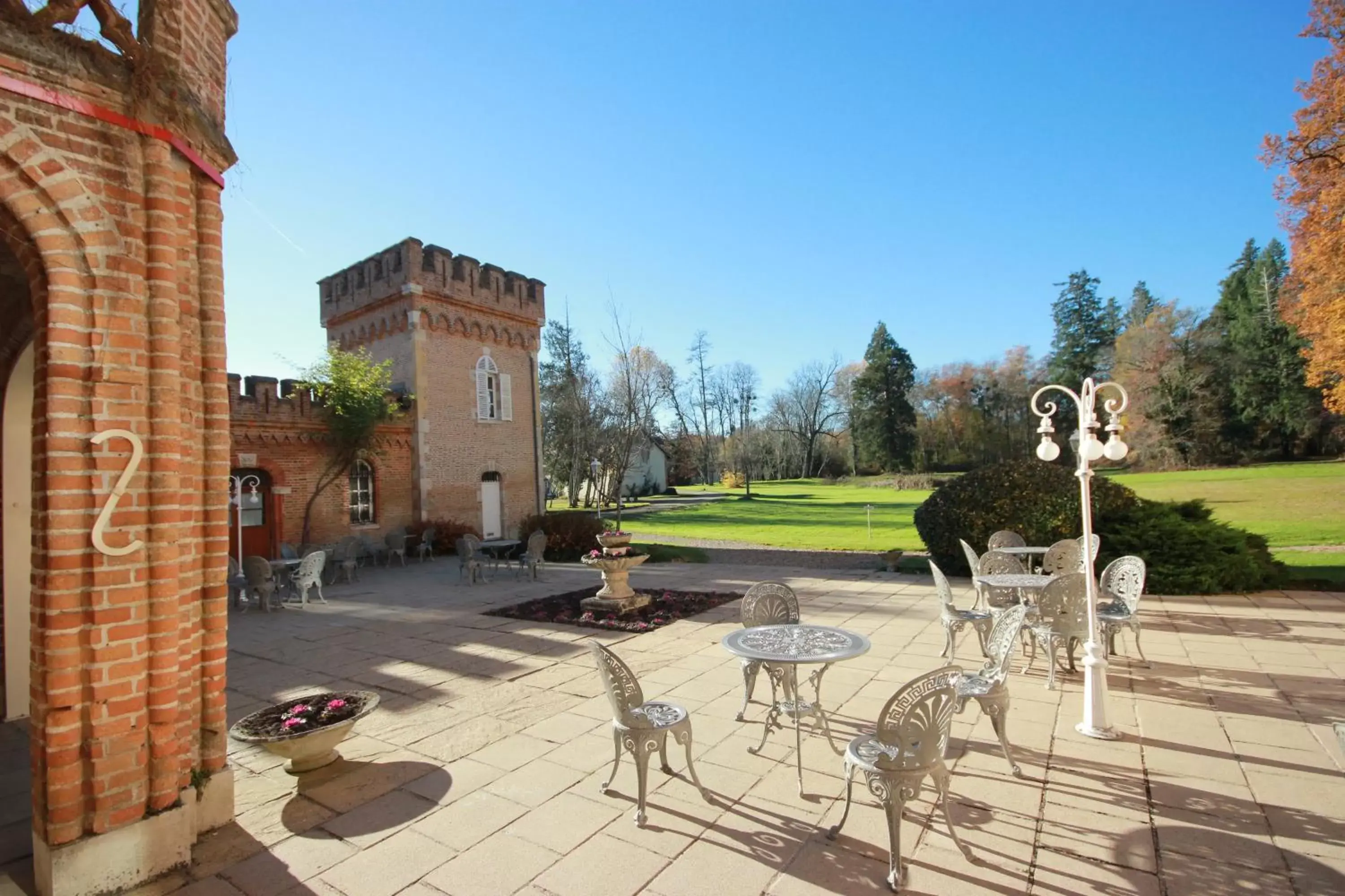 Balcony/Terrace in Hostellerie Du Château Les Muids