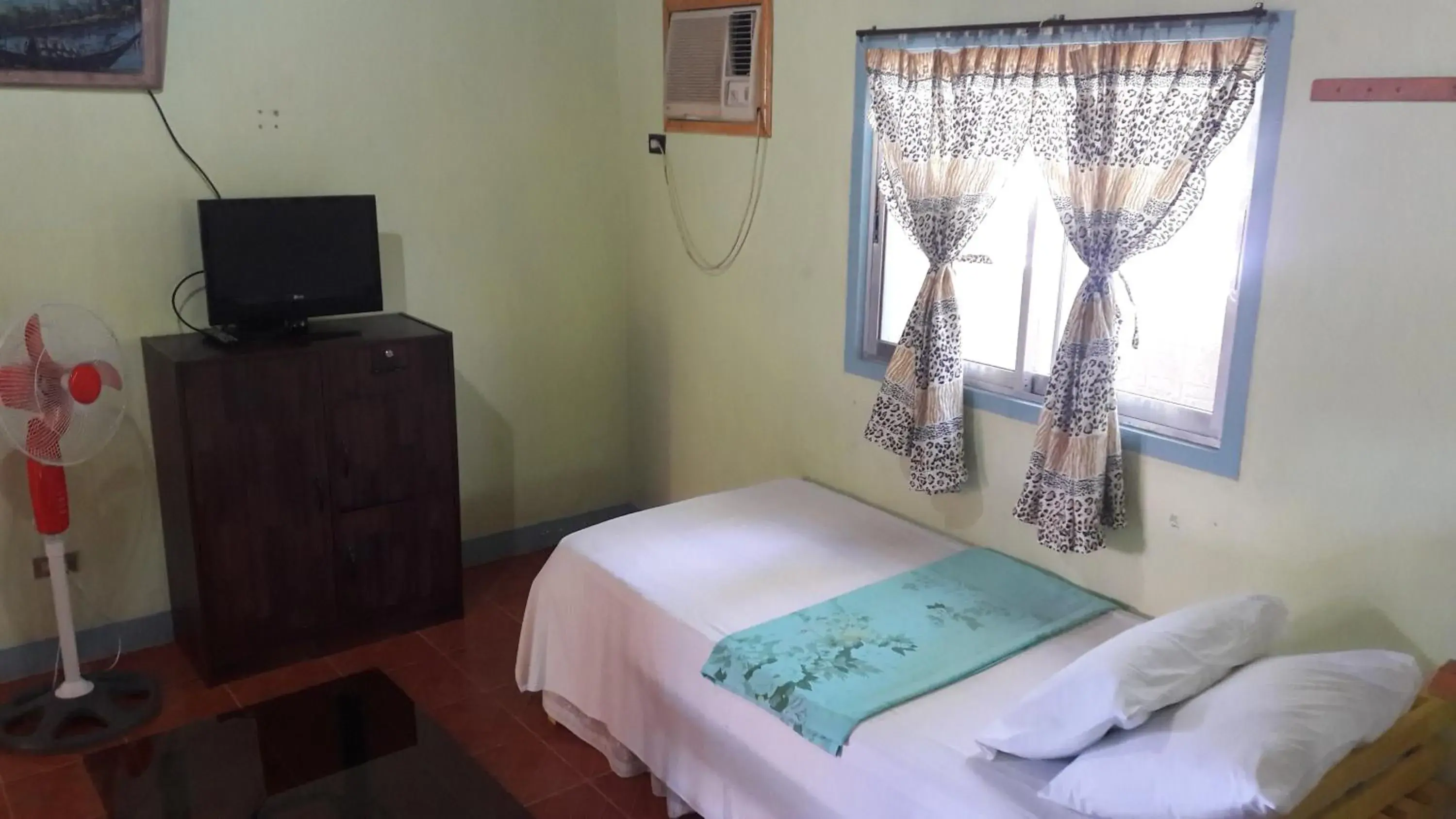 bunk bed, Room Photo in Bohol Sea Breeze Cottages and Resort