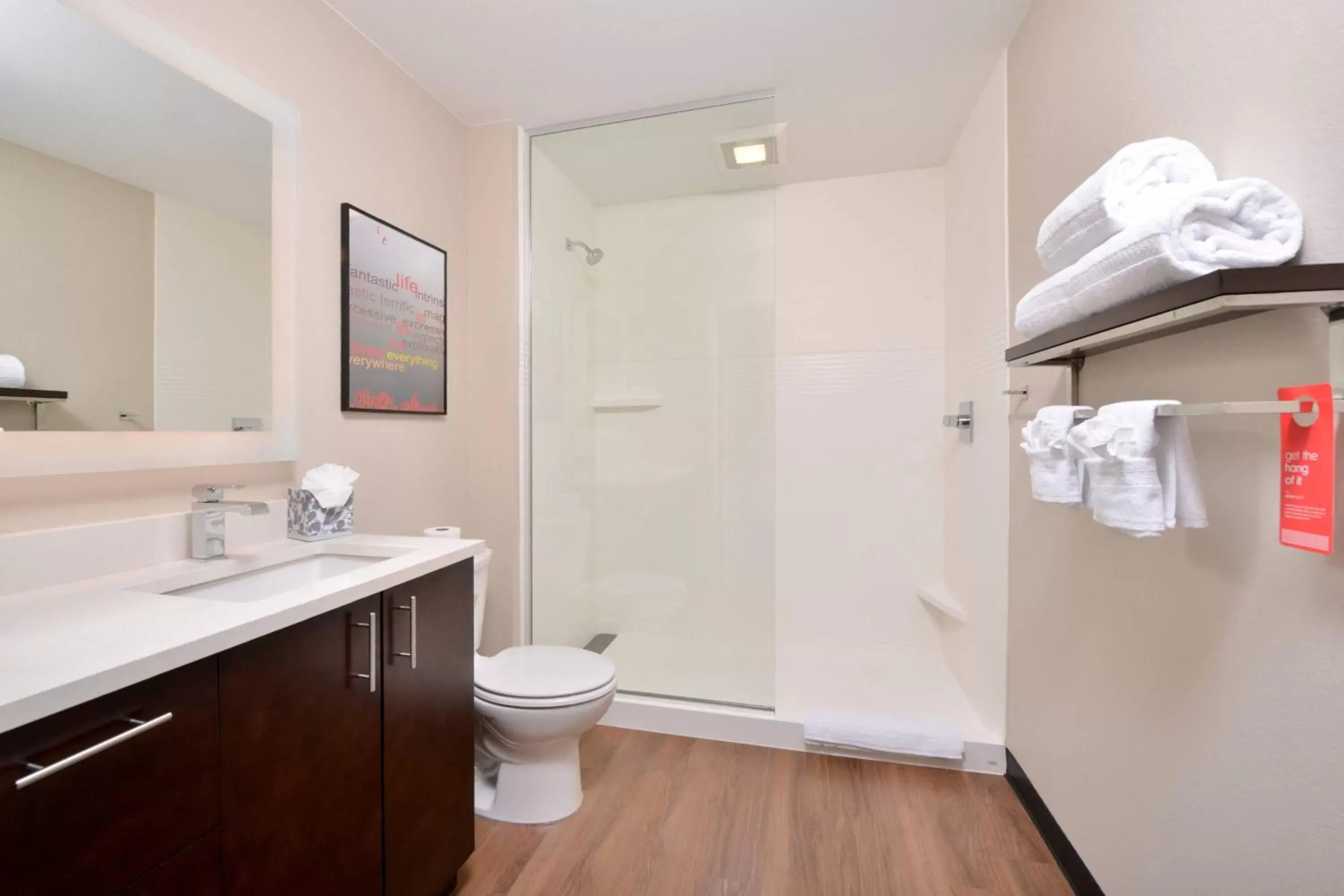 Bathroom in TownePlace Suites by Marriott Ontario Chino Hills