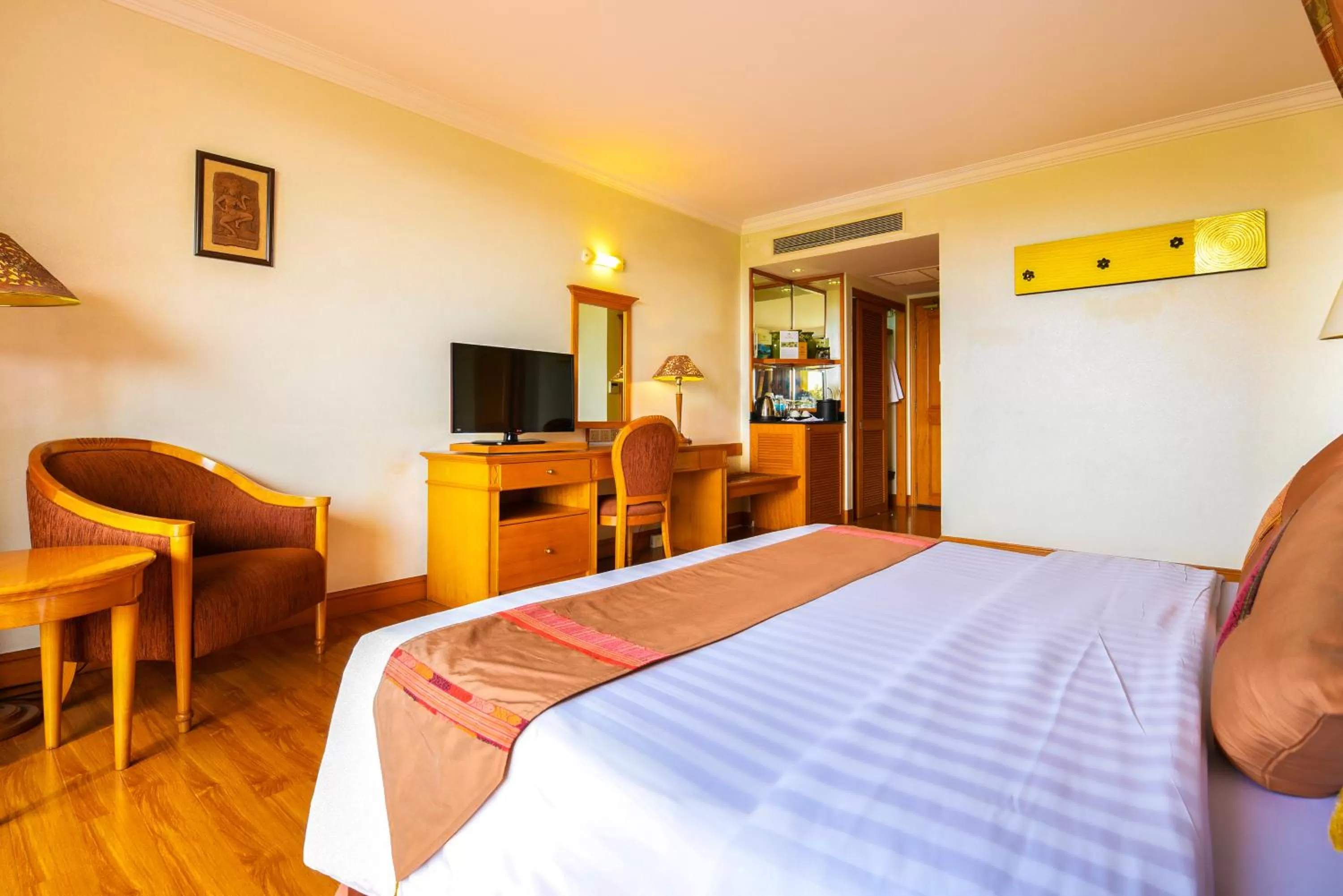 Photo of the whole room, Bed in Angkor Century Resort & Spa