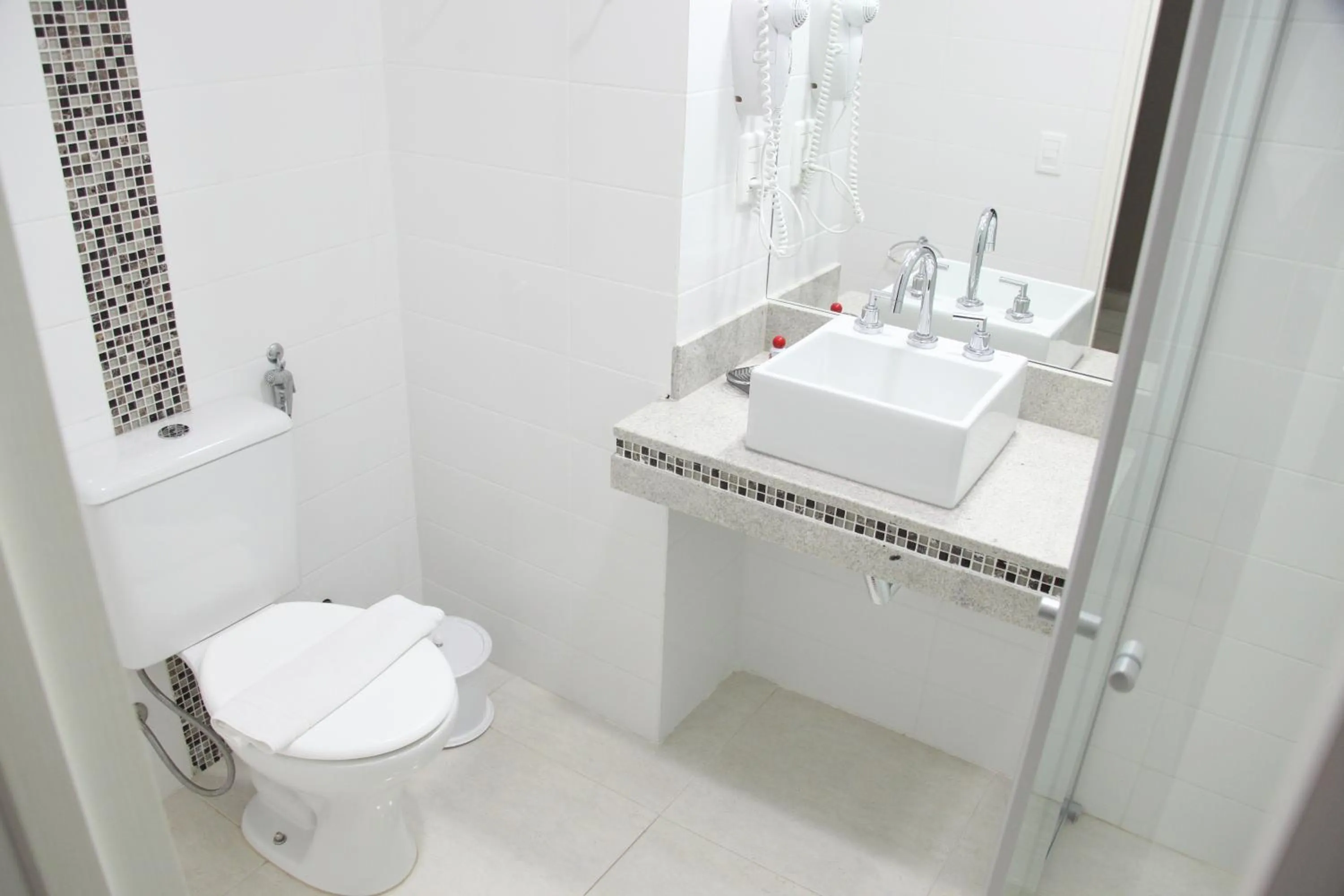 Bathroom in Hotel Kehdi Plaza