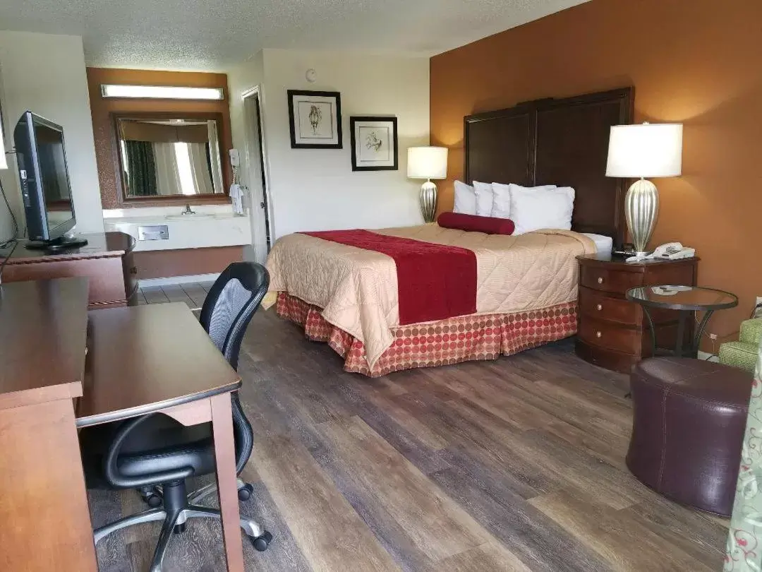 Standard Single Room in Royal Inn Standard Single Room in Royal Inn