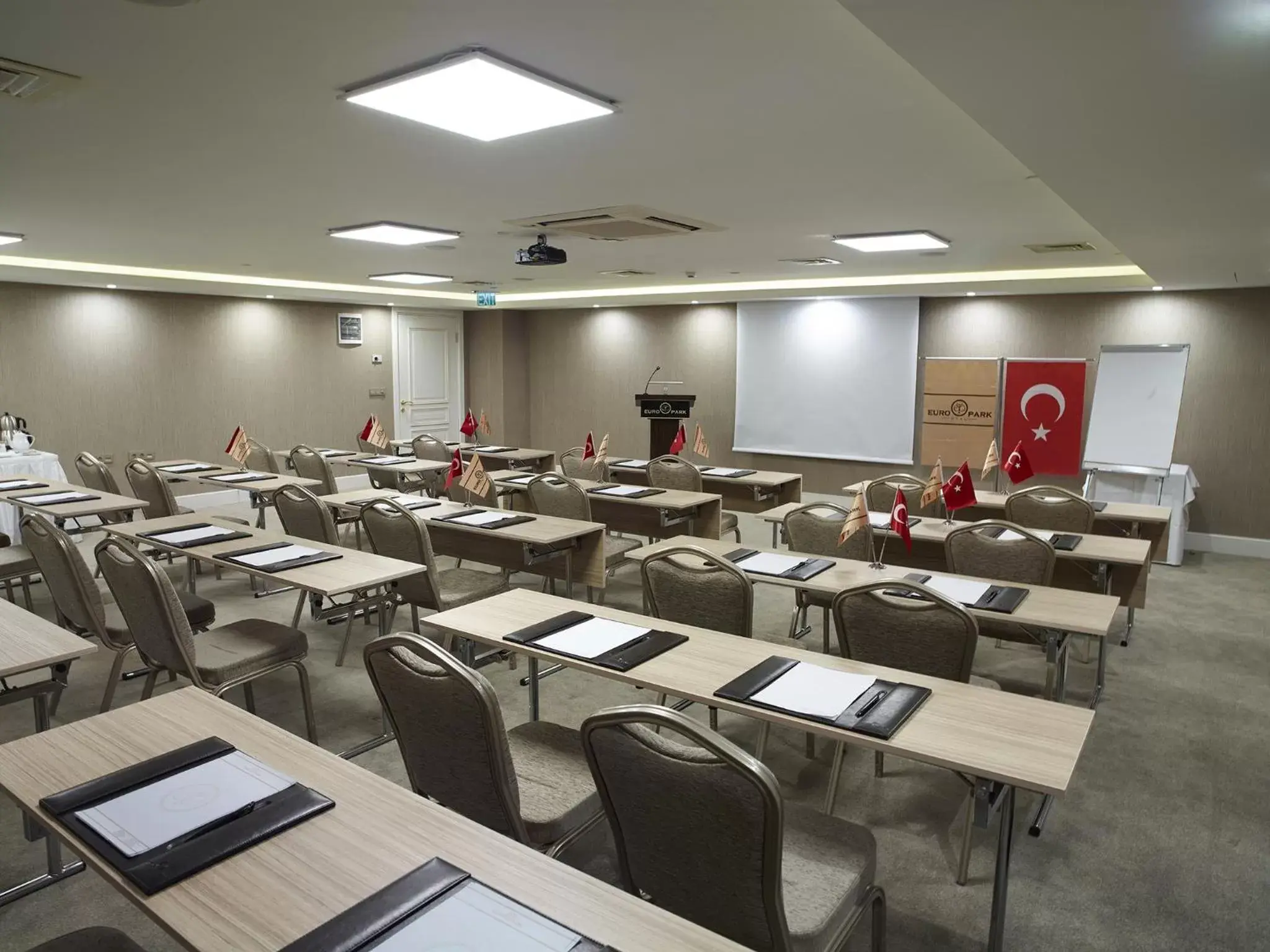 Business facilities in Euro Park Otel