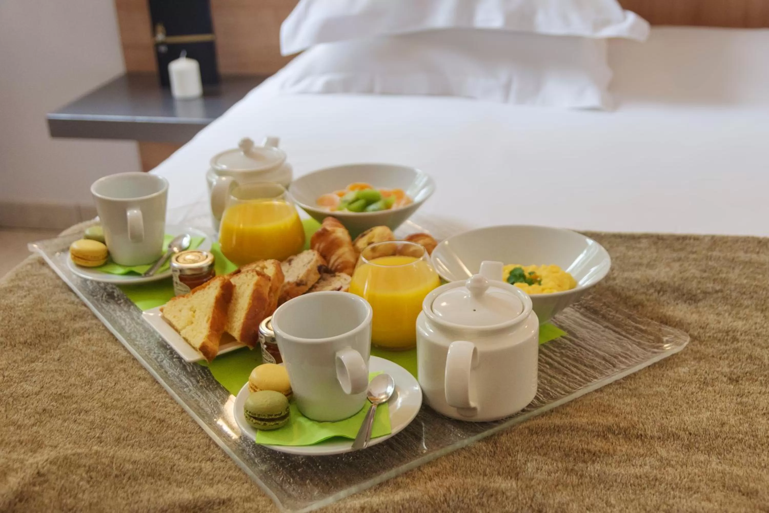 Breakfast, Bed in Résidence Hôtelière Natureva & Spa