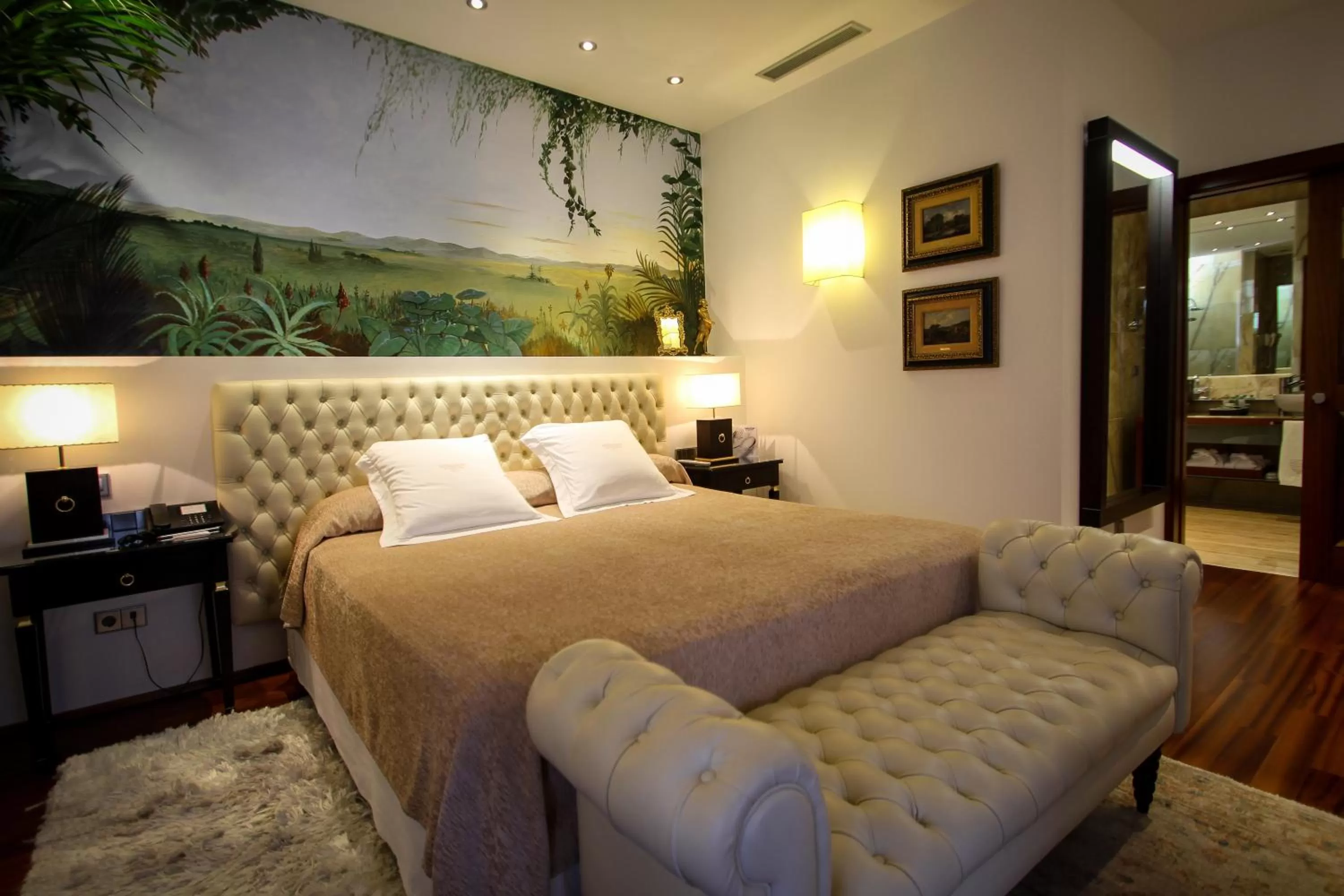 Bed in Mirador de Dalt Vila-Relais & Chateaux