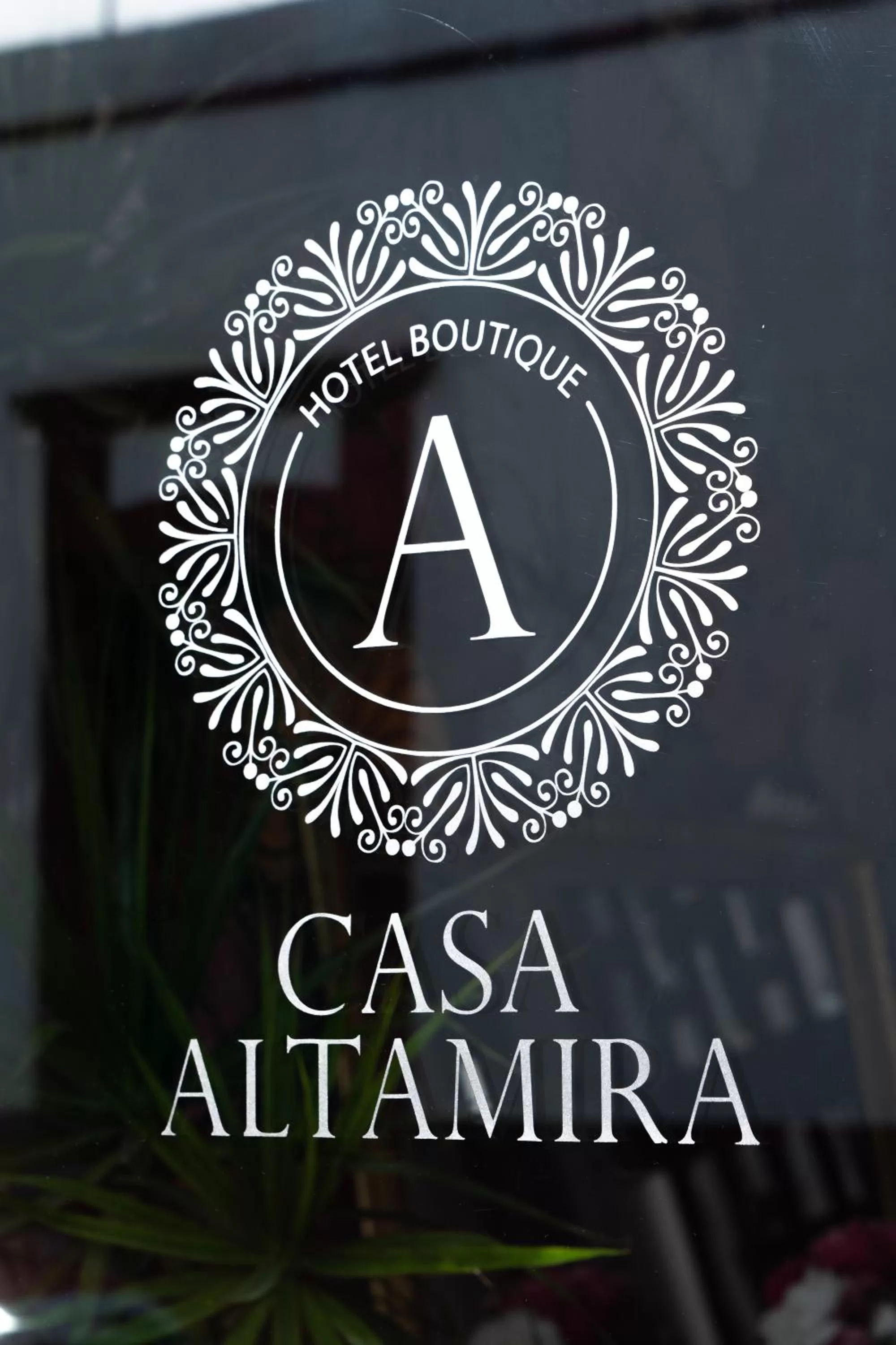 Property building in Hotel Boutique Casa Altamira