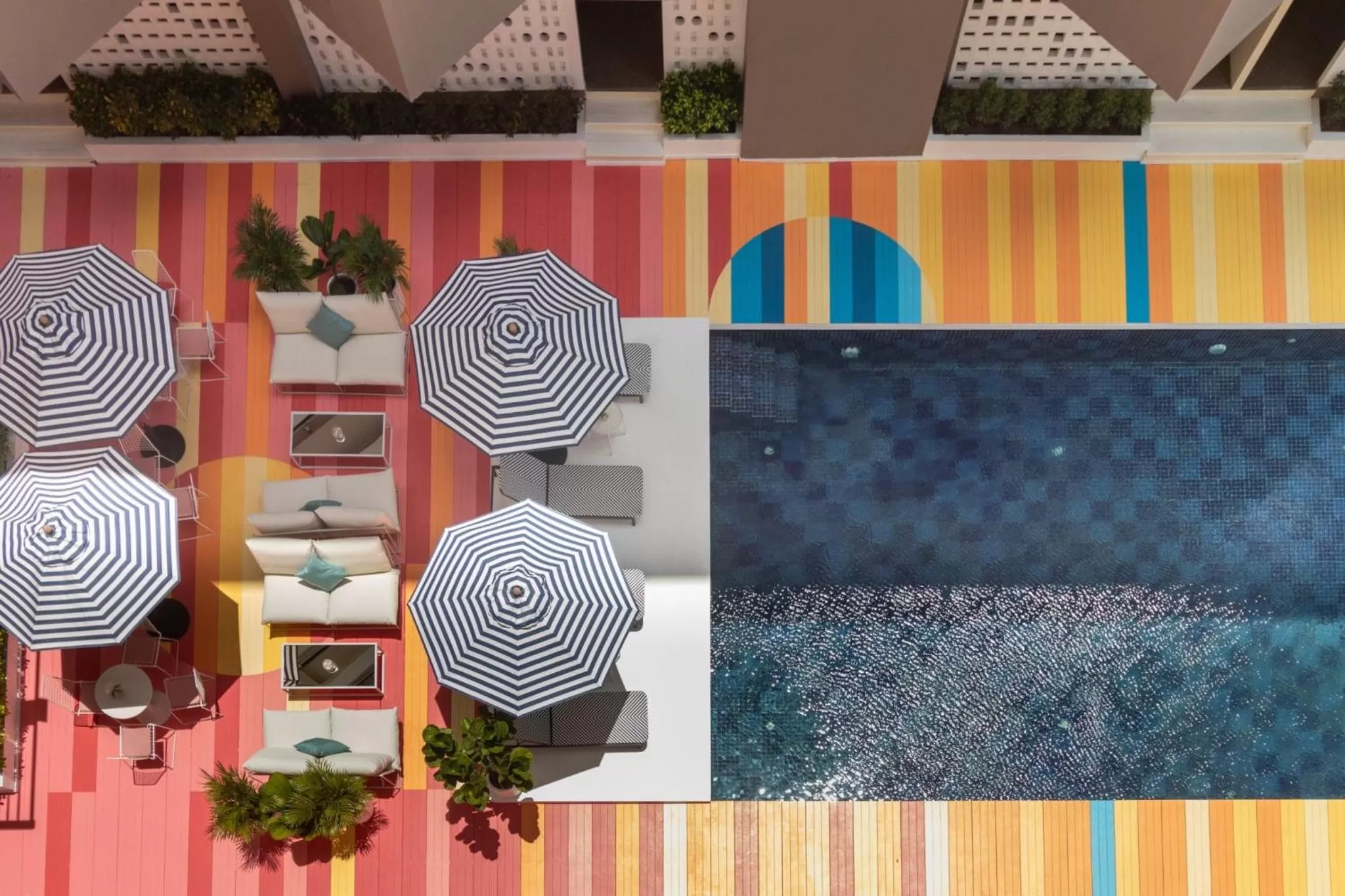 Silathip Huahin Serviced Apartment & Hotel