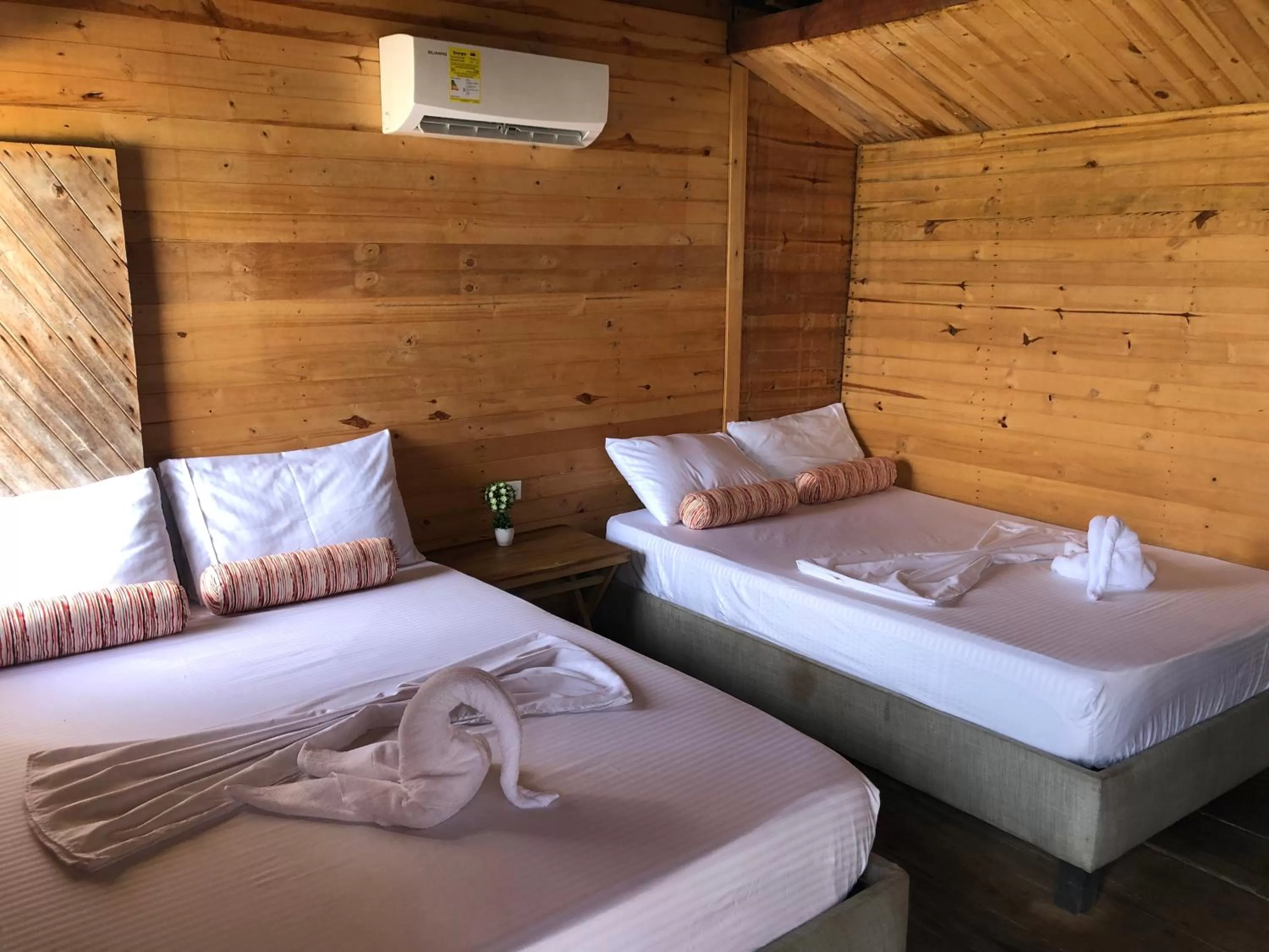 Property building, Bed in Hotel Baru Express