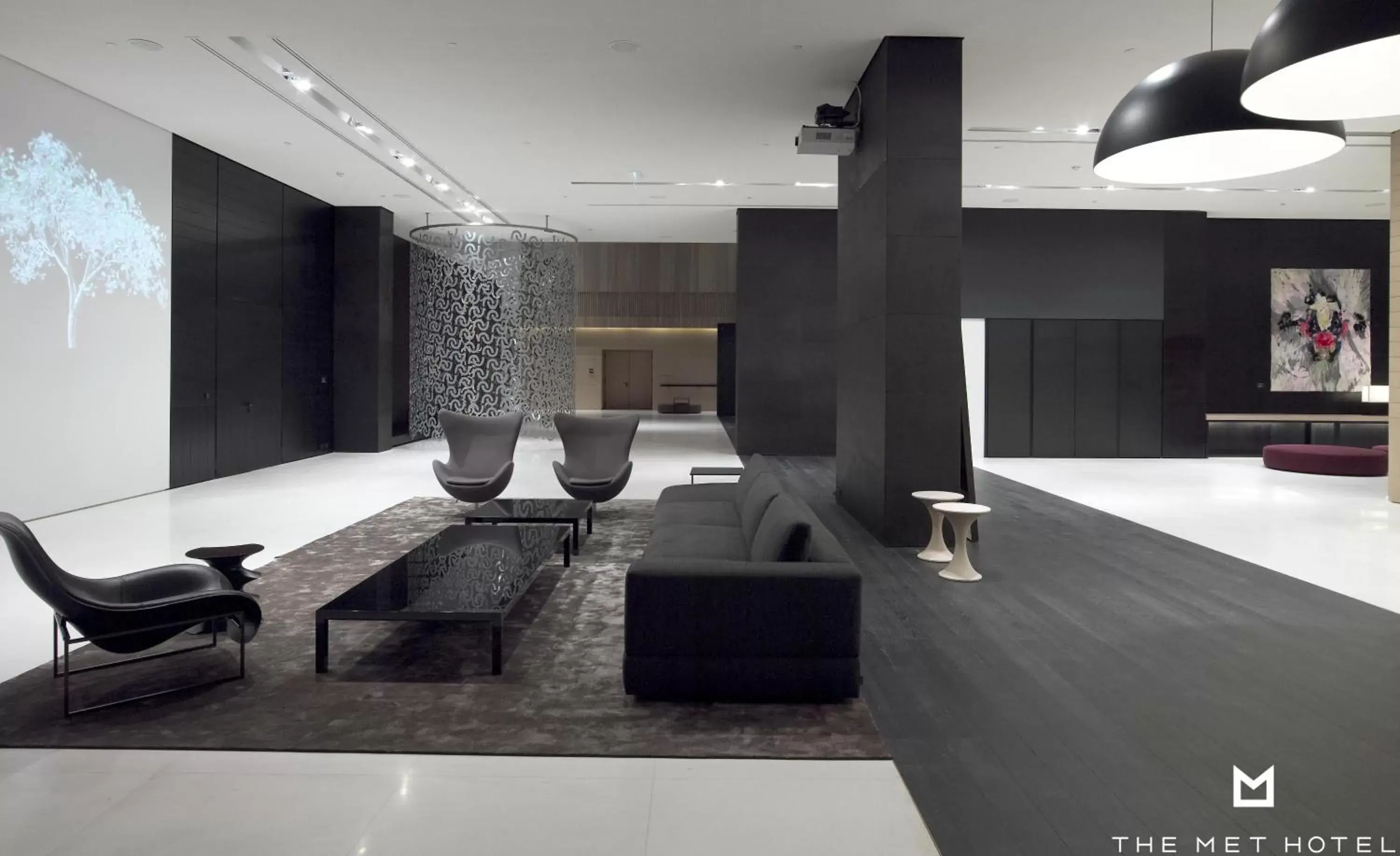 Lobby or reception in The Met Hotel Thessaloniki, a Member of Design Hotels