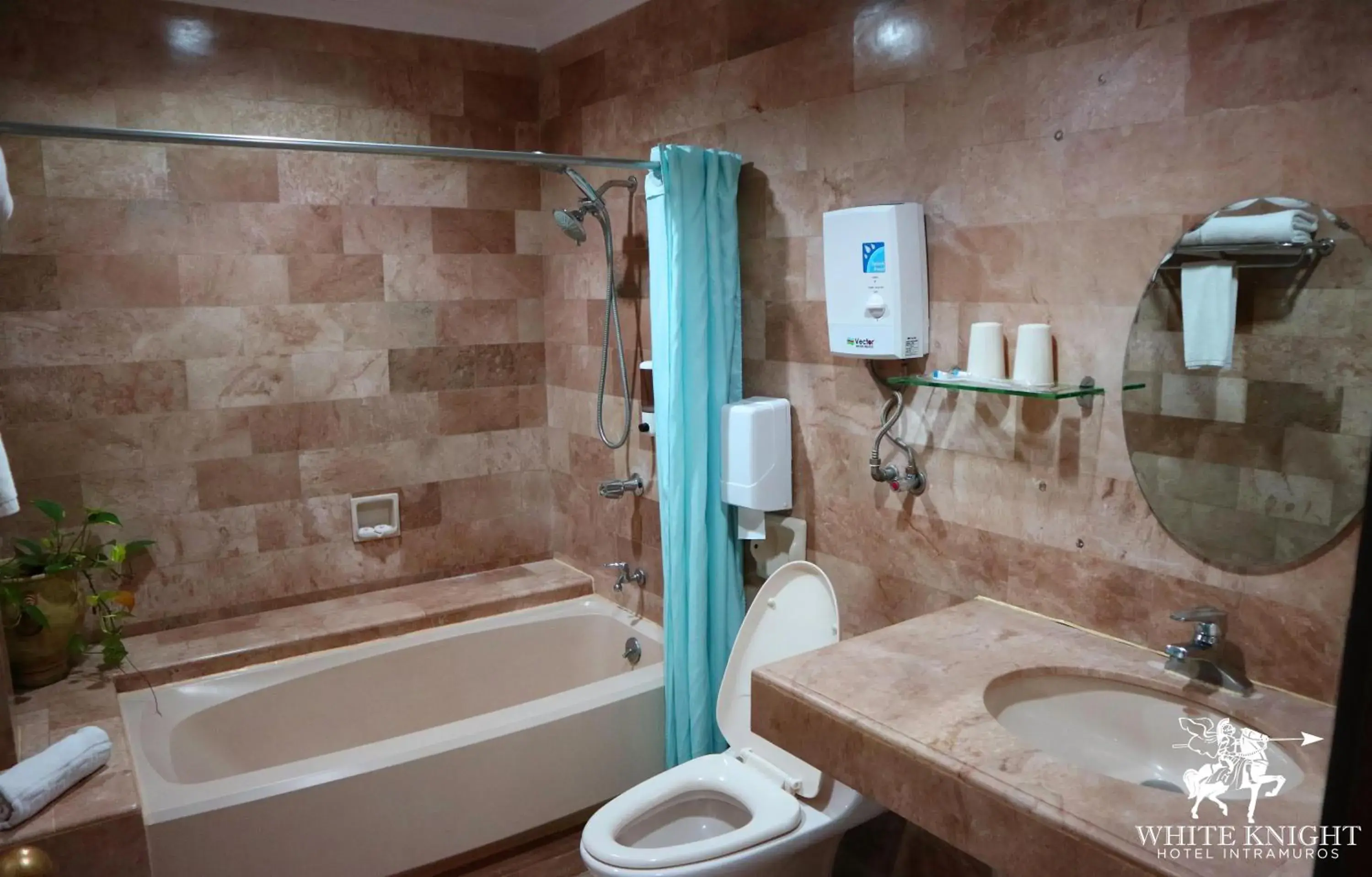 Shower, Bathroom in White Knight Hotel Intramuros