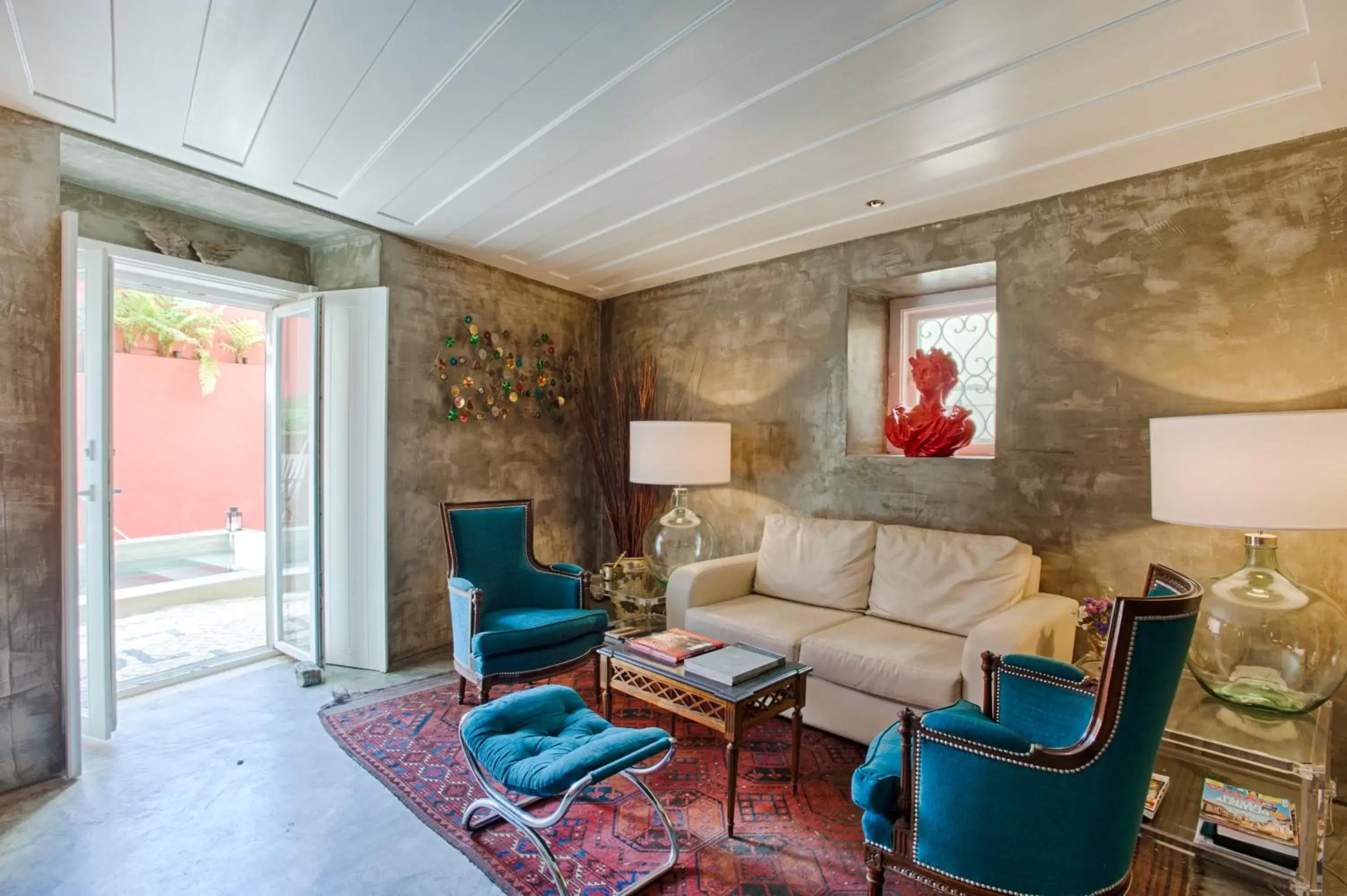 Communal lounge/ TV room, Seating Area in Dear Lisbon - Charming House