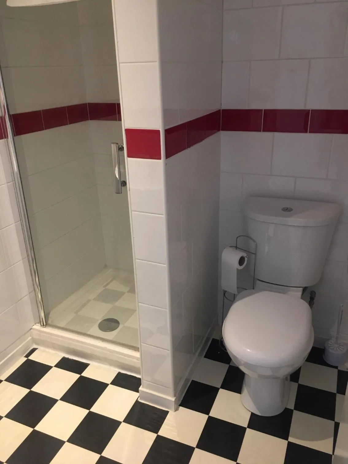 Shower in Sunny Days Hotel