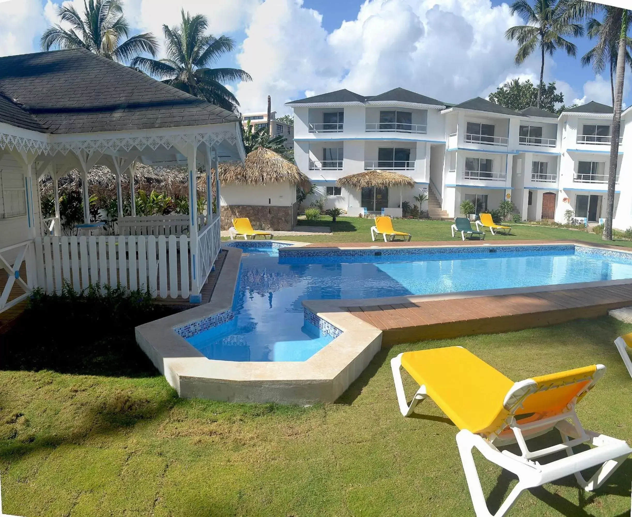 Swimming Pool in Costarena Beach Hotel