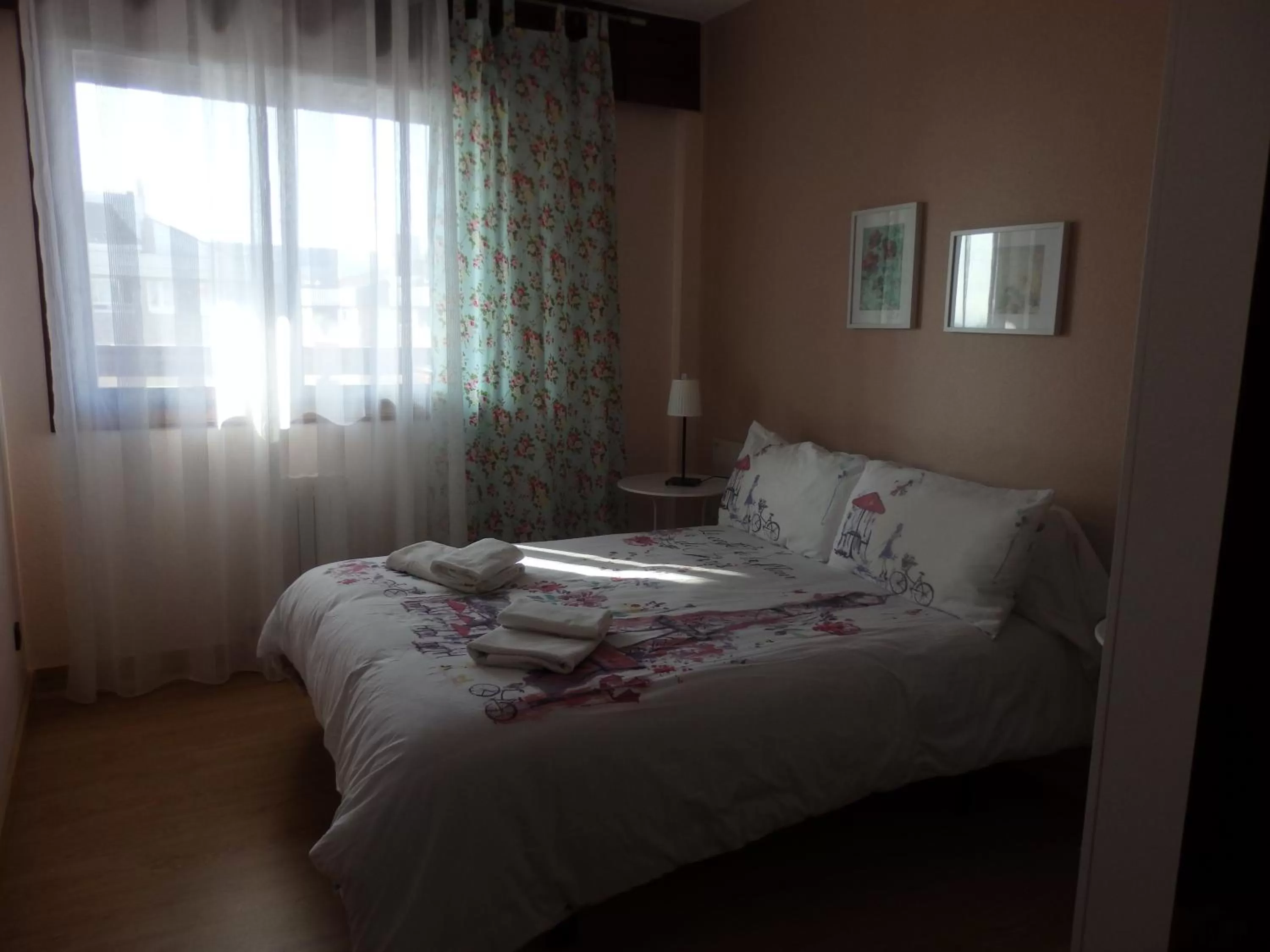 Bed in Alojamientos Iruña