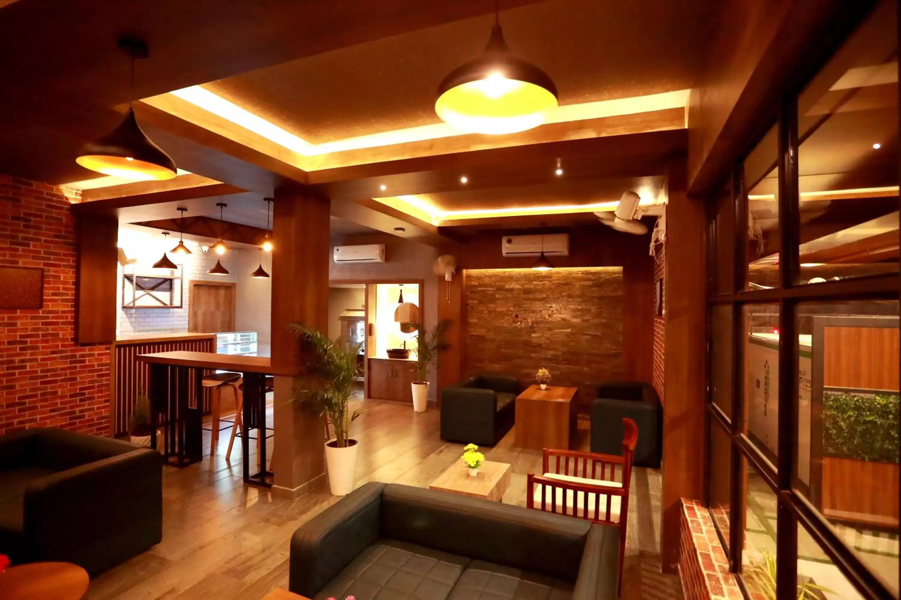 Restaurant/places to eat in ORFILA INN Airport Hotel Restaurant/places to eat in ORFILA INN Airport Hotel