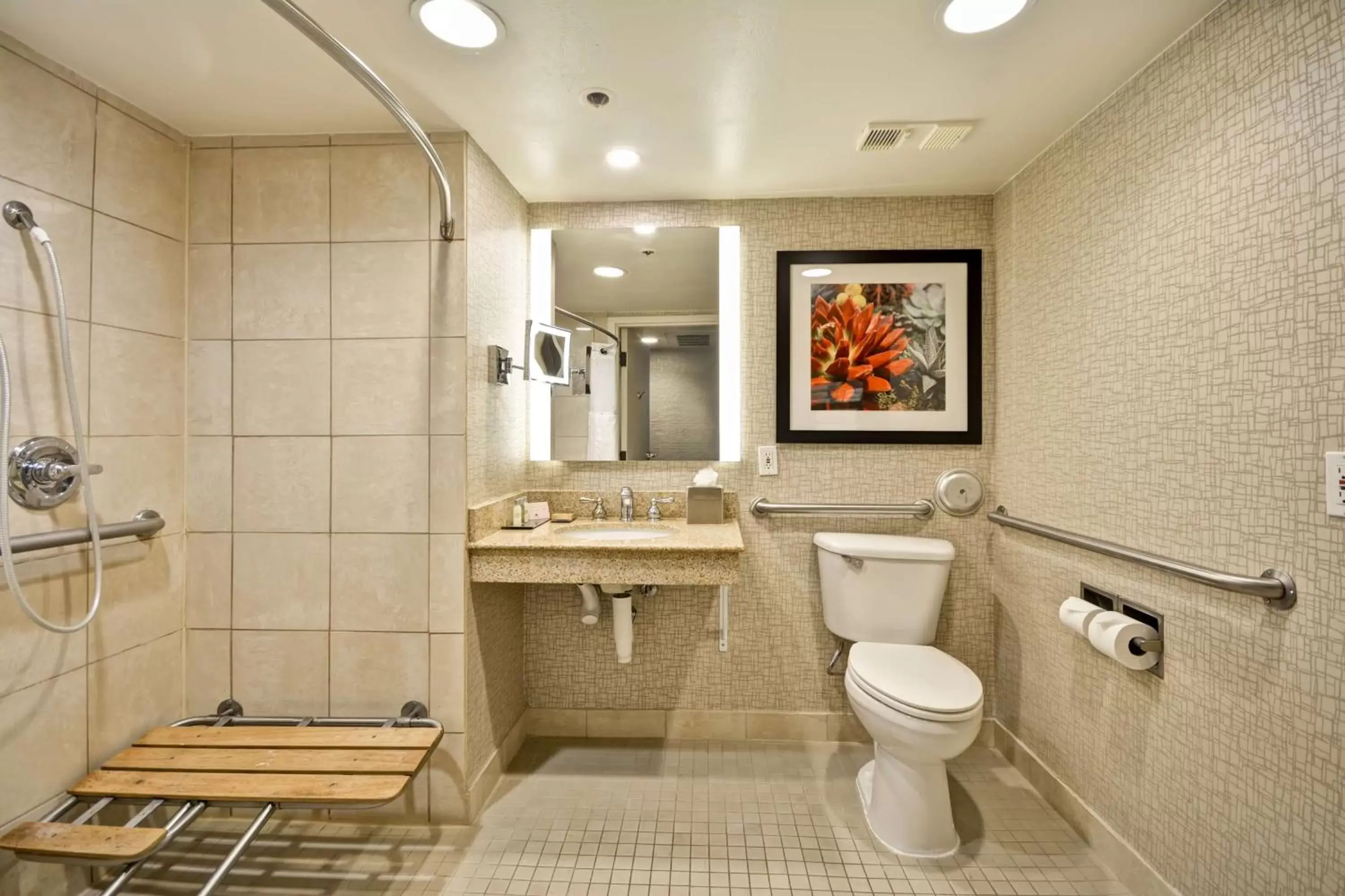 Bathroom in DoubleTree by Hilton Phoenix North