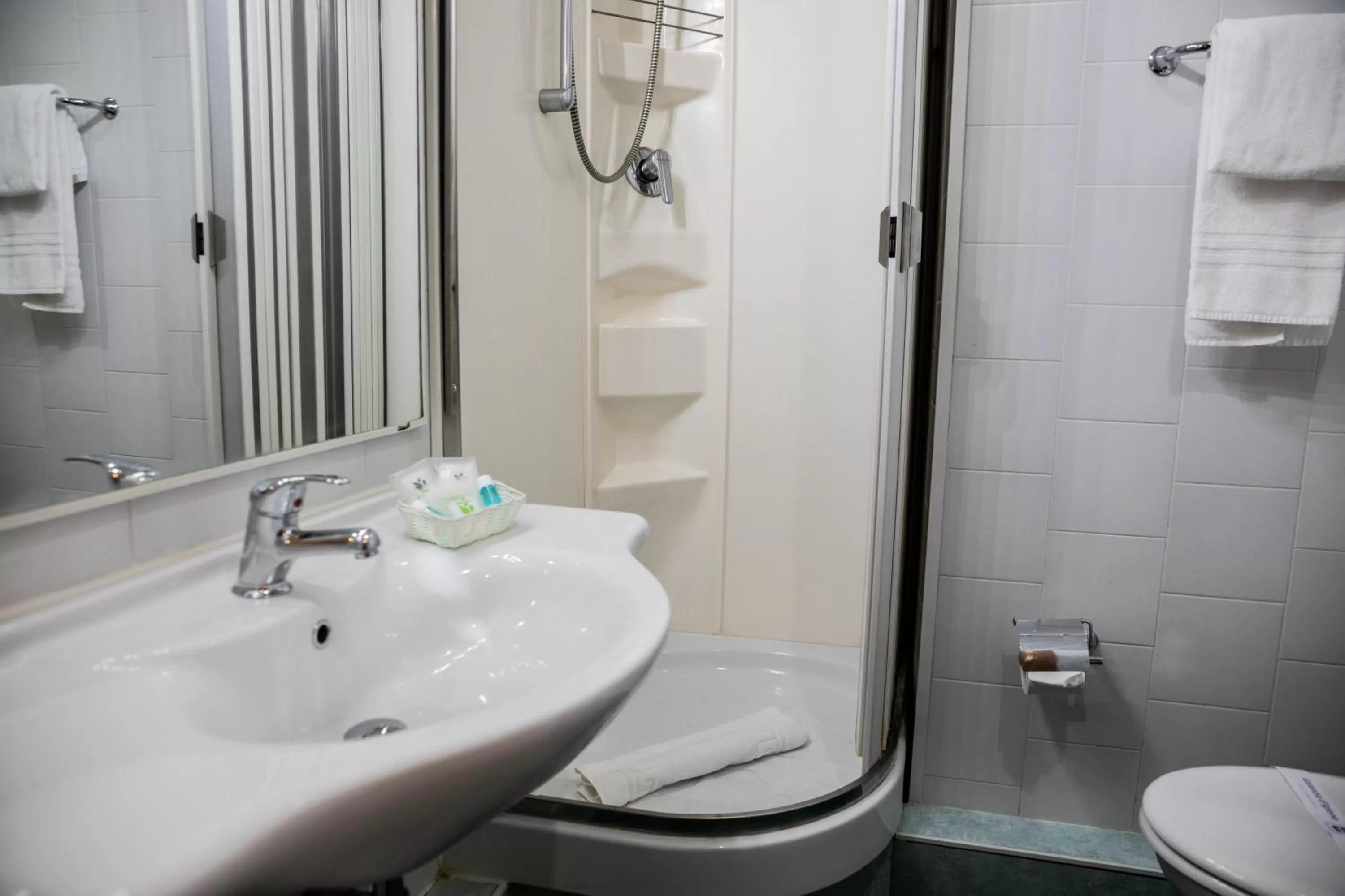 Shower in Hotel Berlino