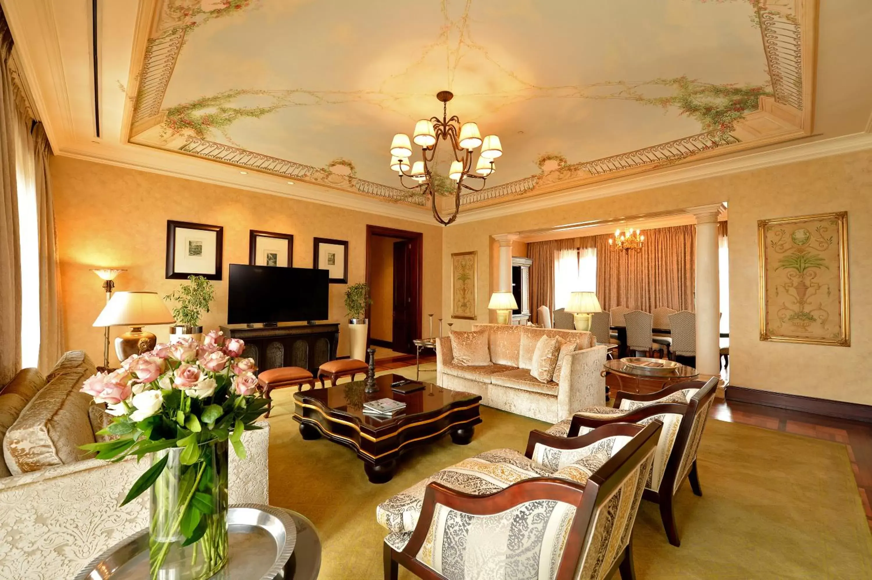 Living room, Seating Area in Palazzo Hotel