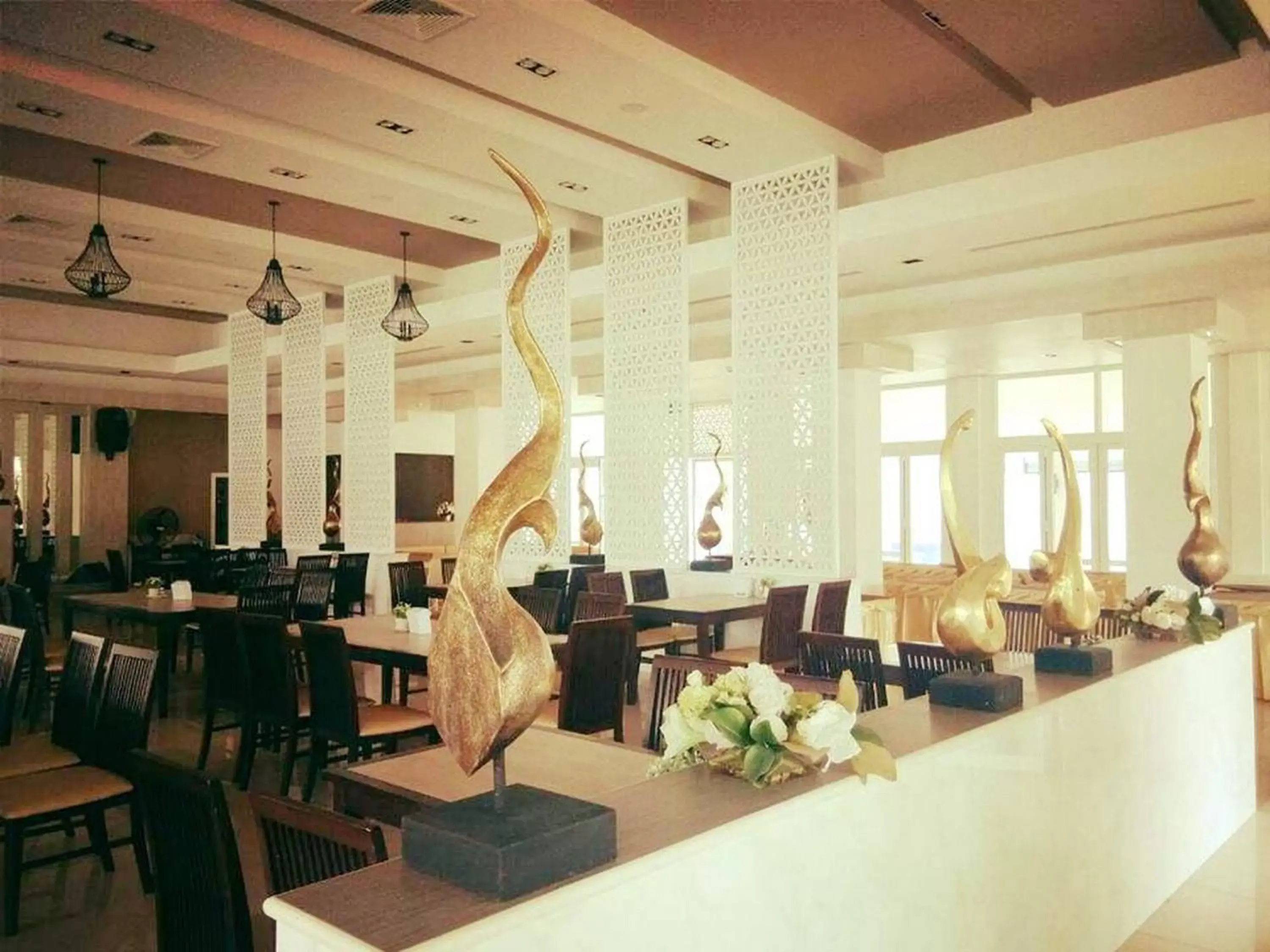 Restaurant/places to eat in Green Lake Resort - SHA Extra Plus Certified Restaurant/places to eat in Green Lake Resort - SHA Extra Plus Certified