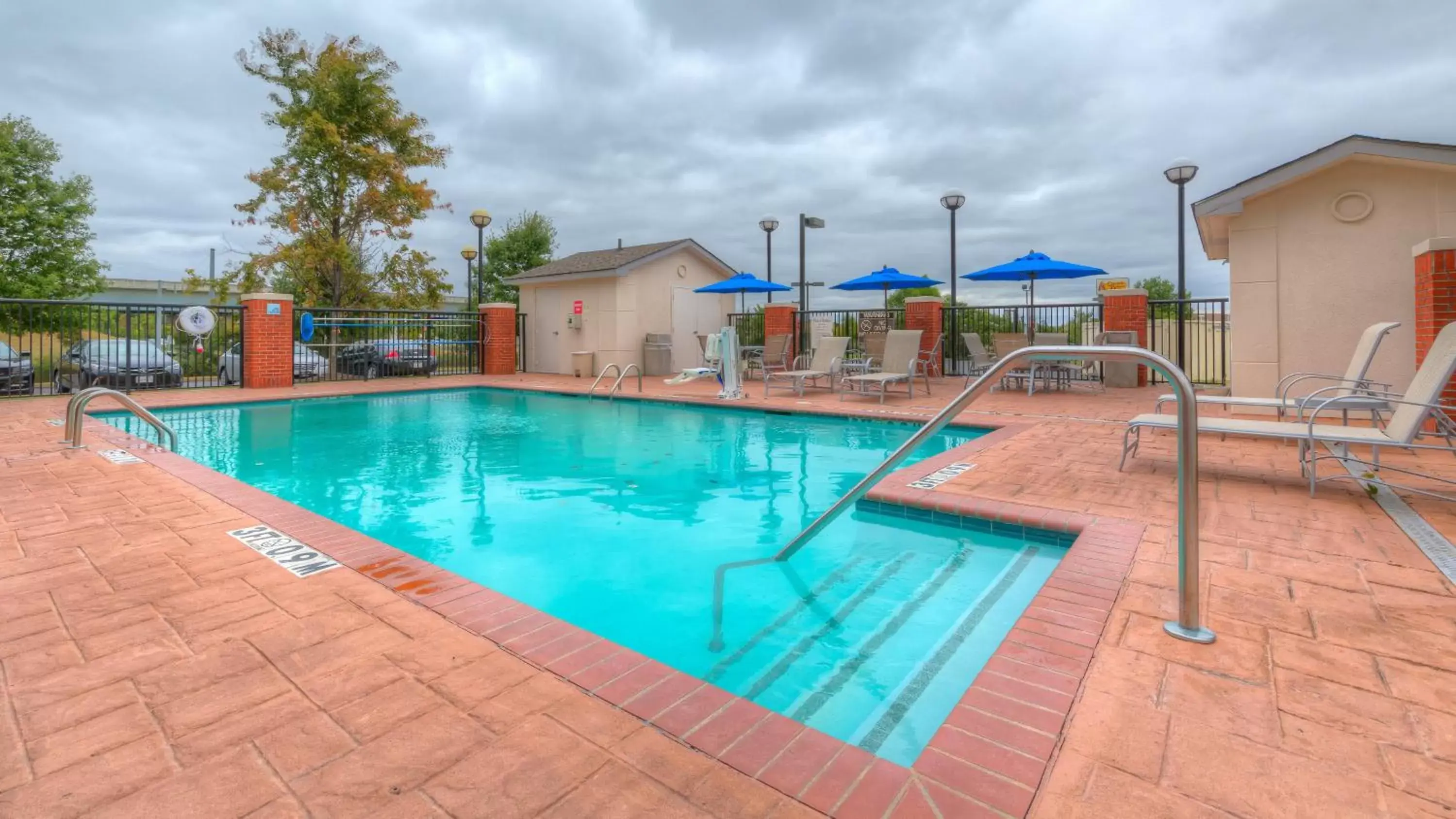 Swimming Pool in Holiday Inn Express Hotel & Suites Memphis Southwind, an IHG Hotel