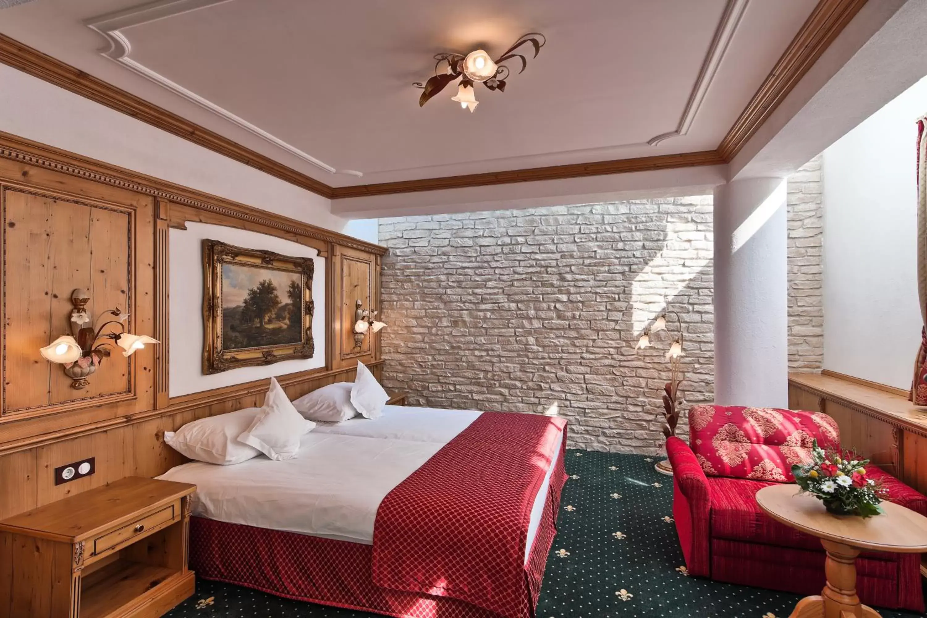Bed in Mercure Sighisoara Binderbubi Hotel & Spa