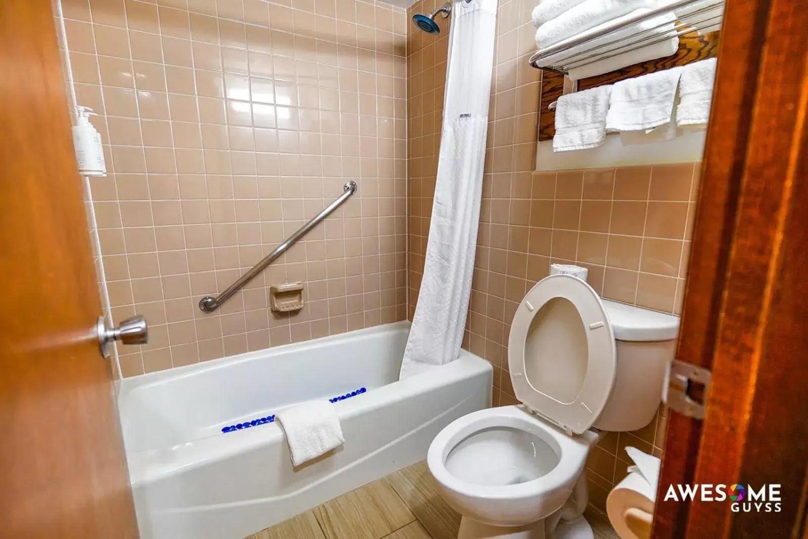 Bathroom in Serenity Inn Sweetwater