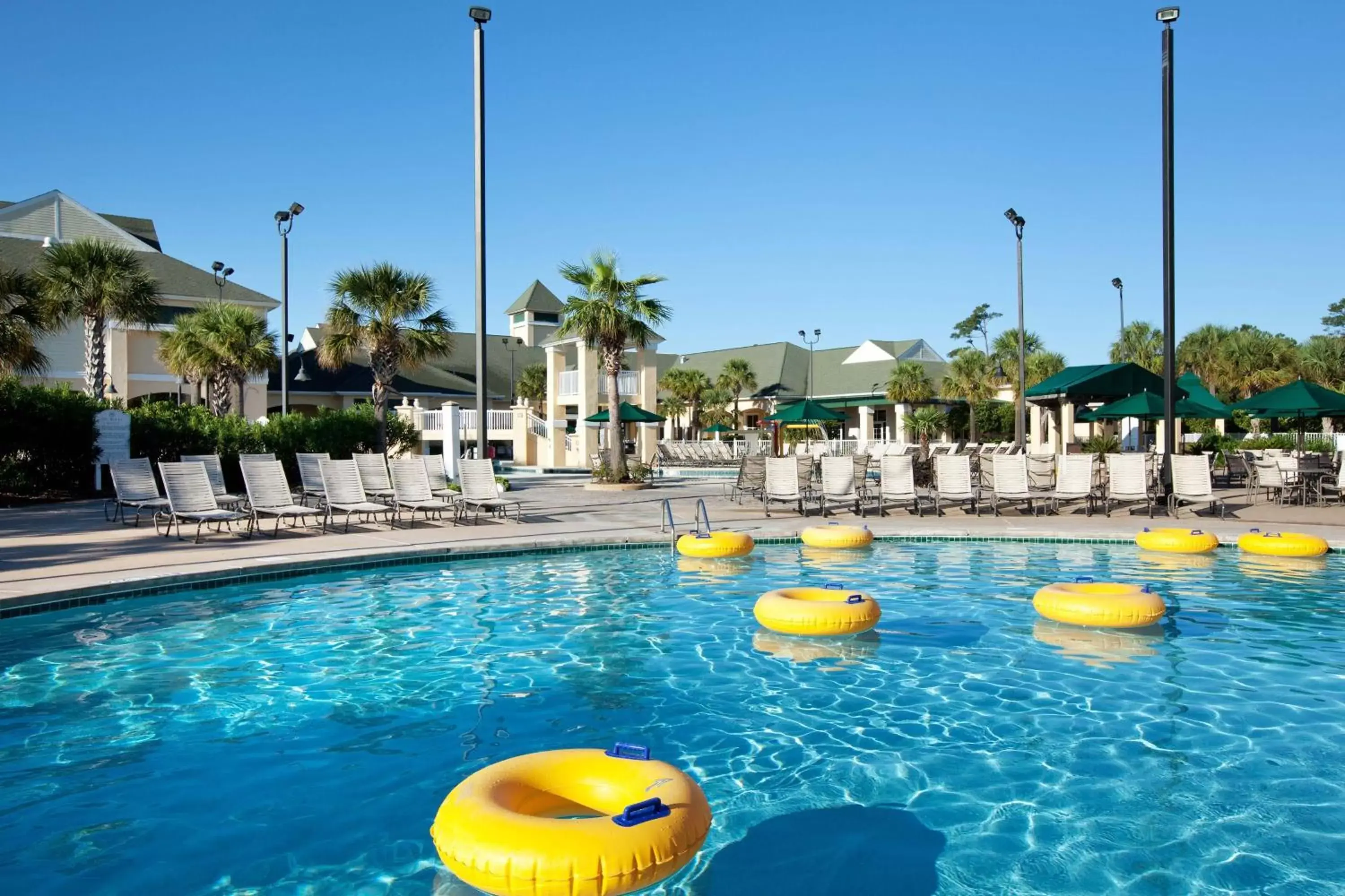 Swimming Pool in Sheraton Broadway Resort Villas