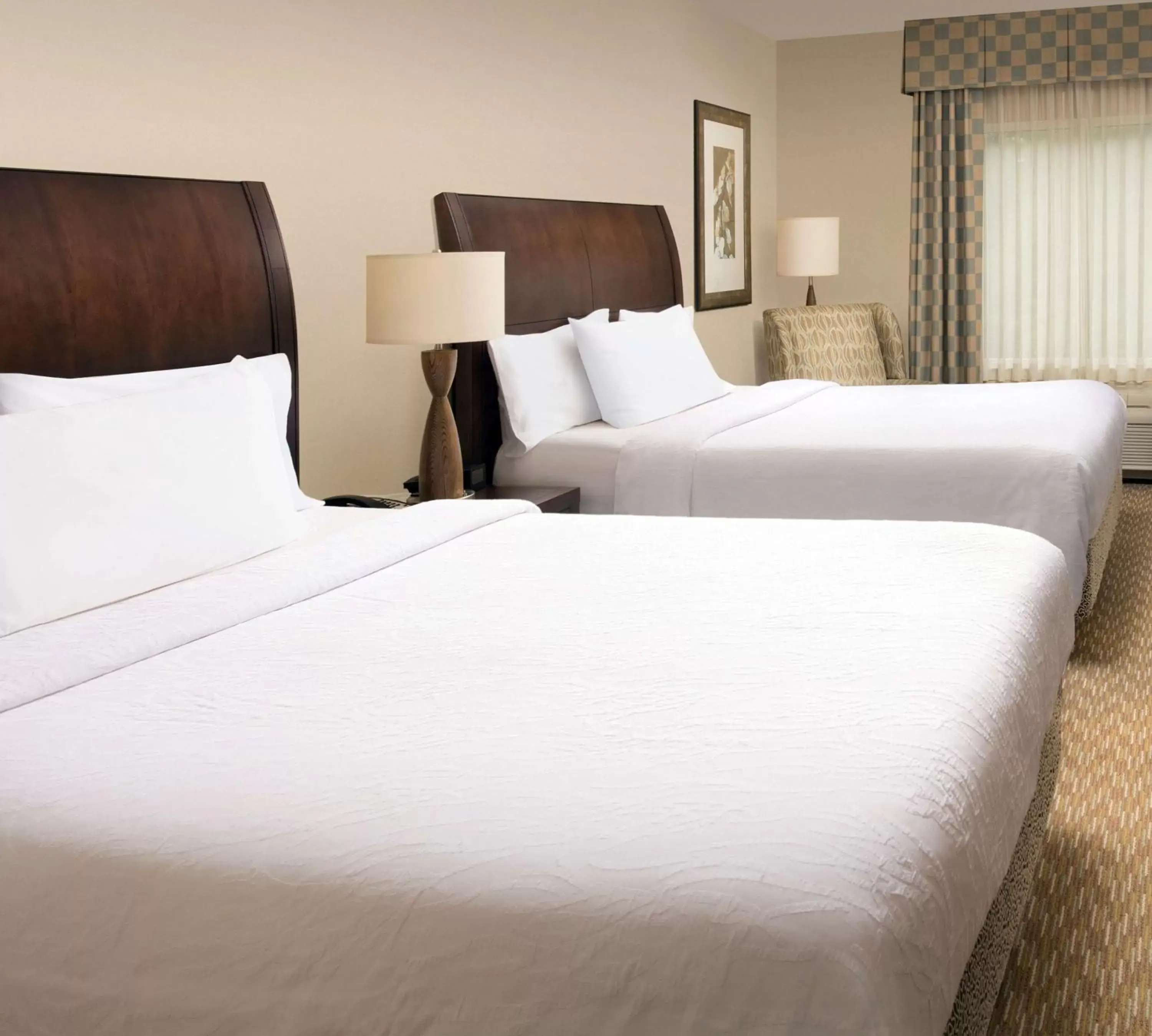 Bed in Hilton Garden Inn Winston-Salem/Hanes Mall