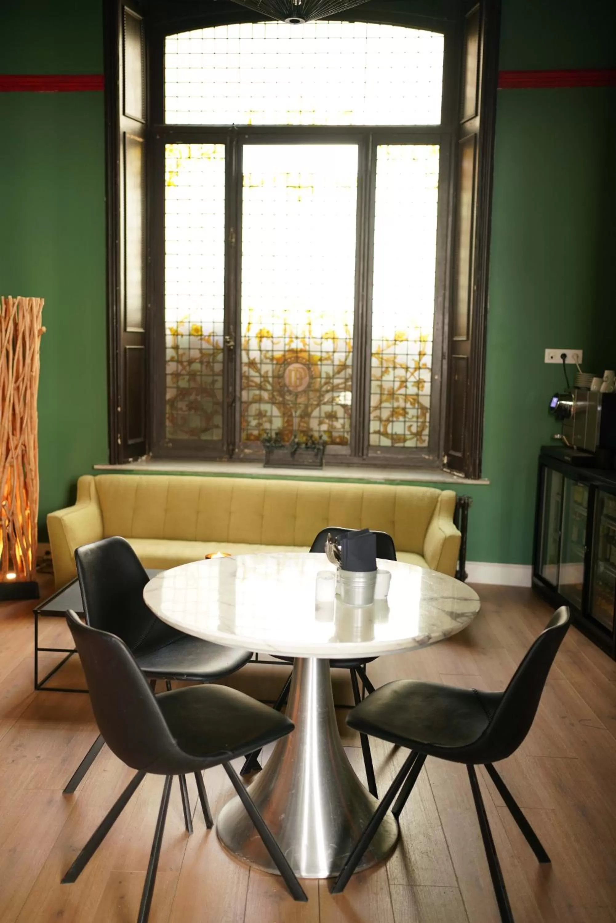 Restaurant/places to eat in Heirloom - The Mansion