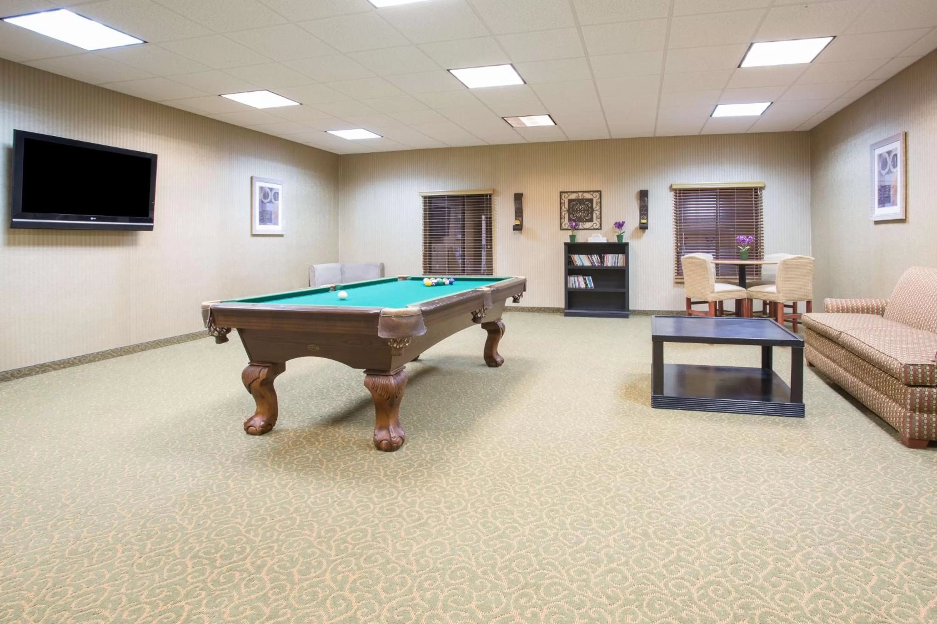 Sports in Hampton Inn Santa Rosa