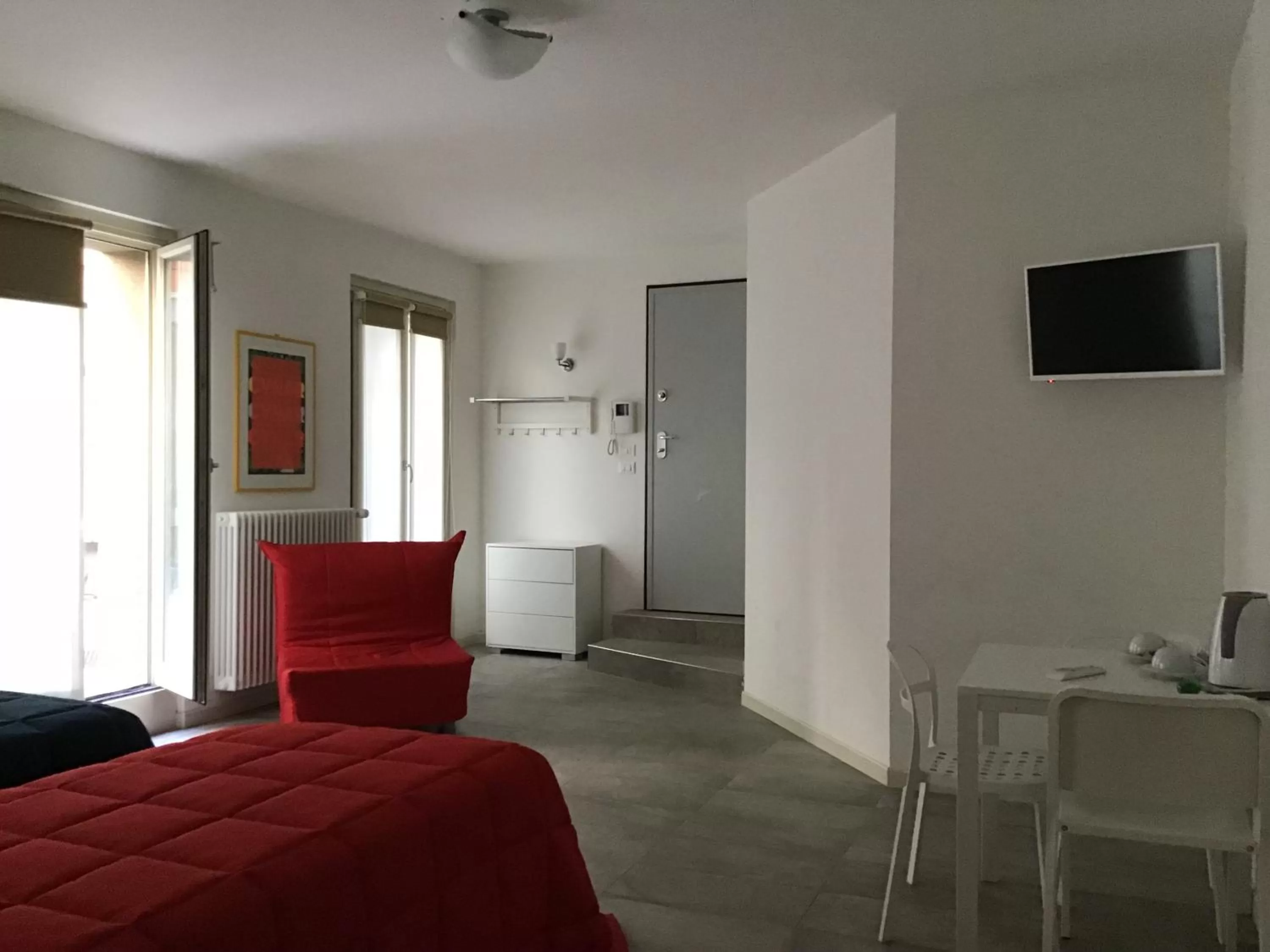 Photo of the whole room in Stile Libero