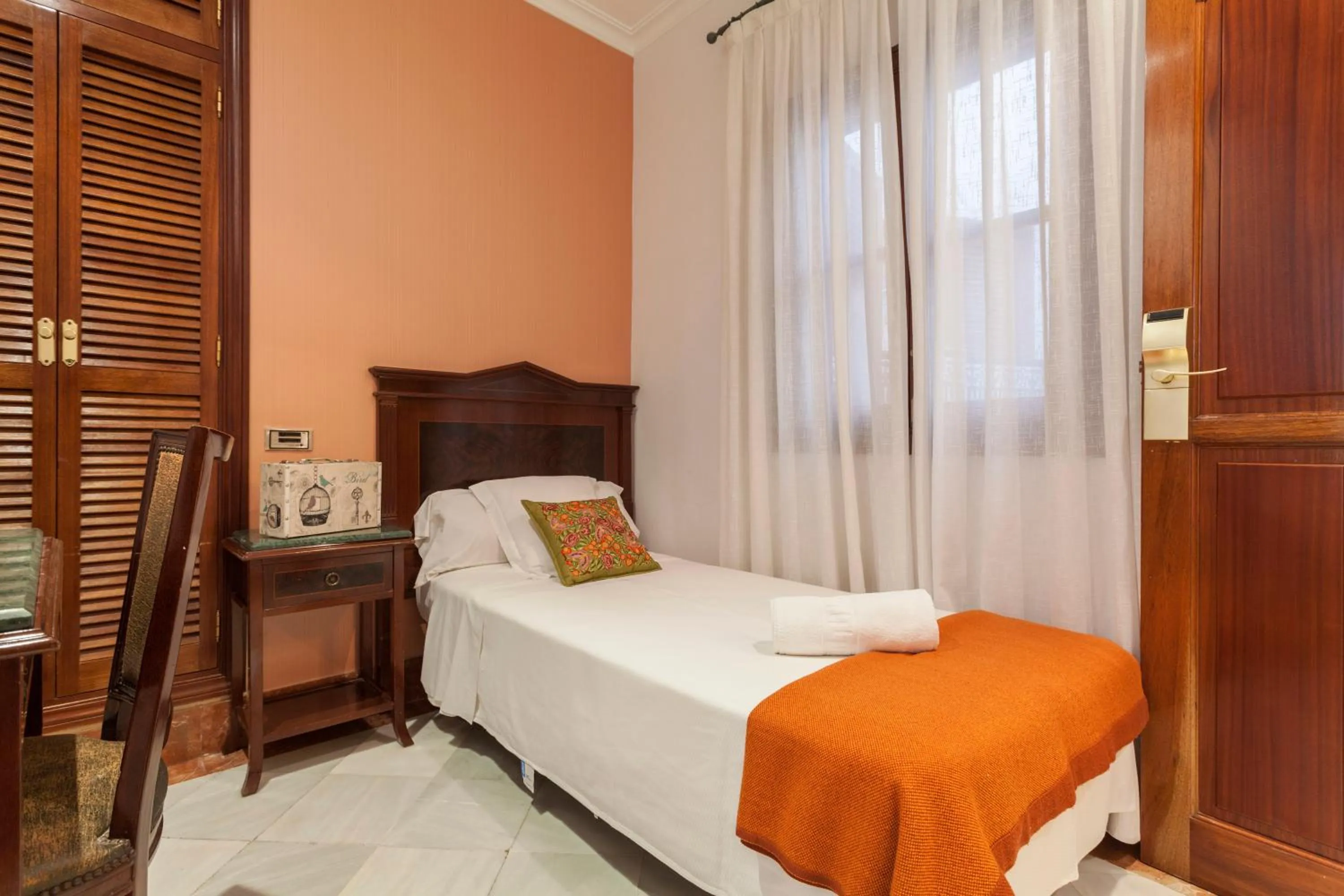 Day, Bed in Hotel Baco