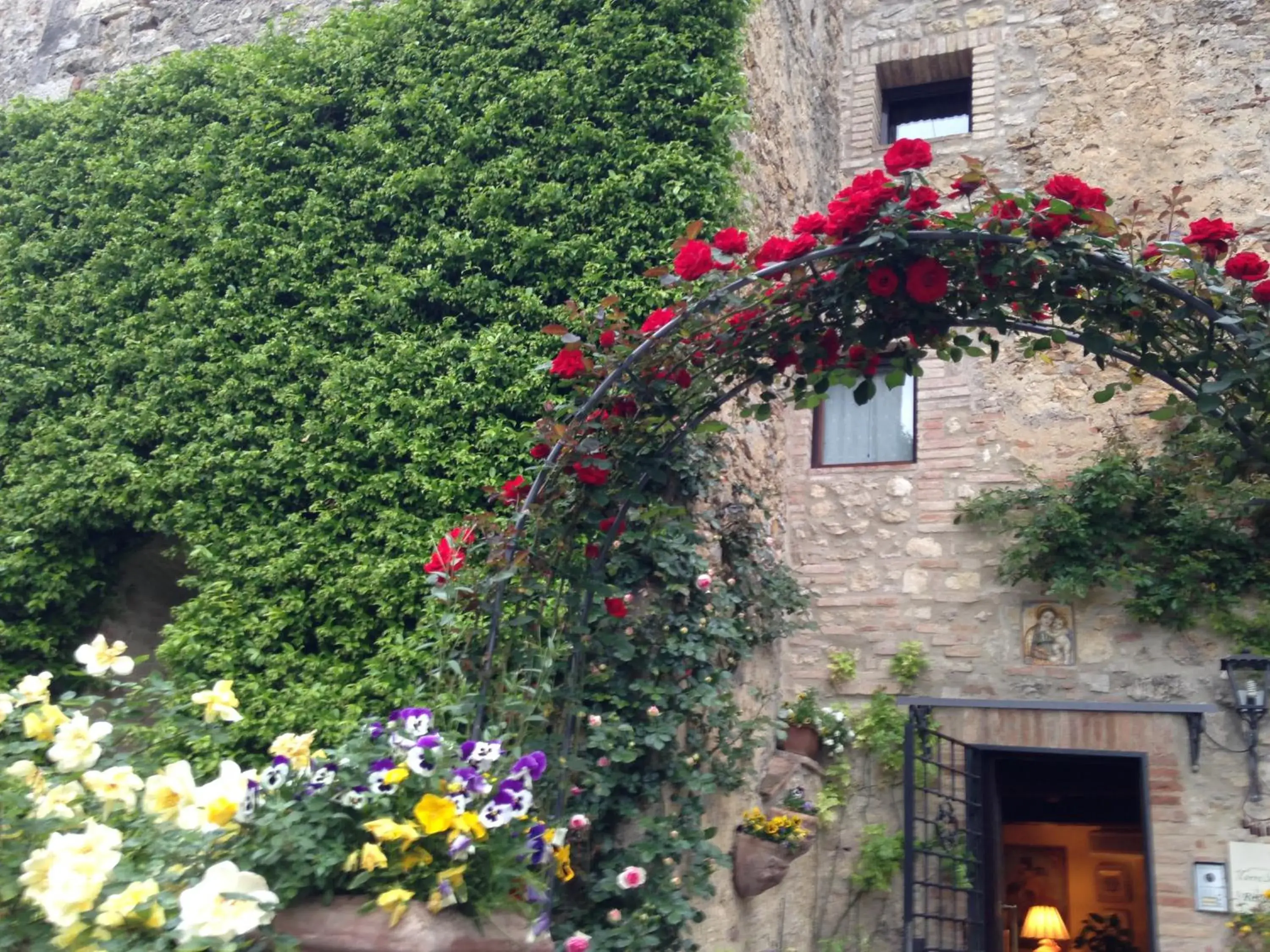 Facade/entrance in Torre Sangiovanni Albergo e Ristorante