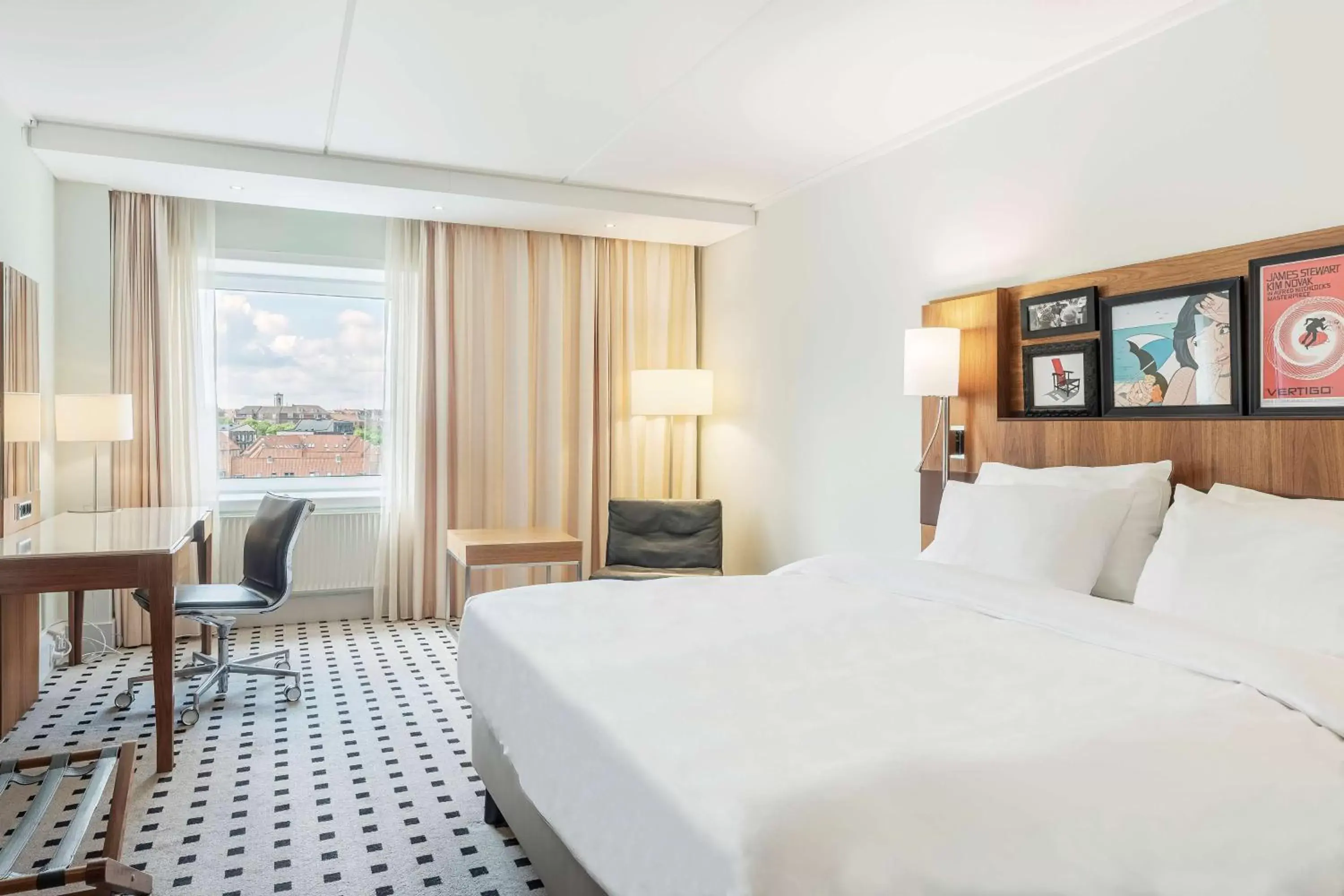 View (from property/room), Bed in Radisson Blu Scandinavia Hotel Aarhus View (from property/room), Bed in Radisson Blu Scandinavia Hotel Aarhus