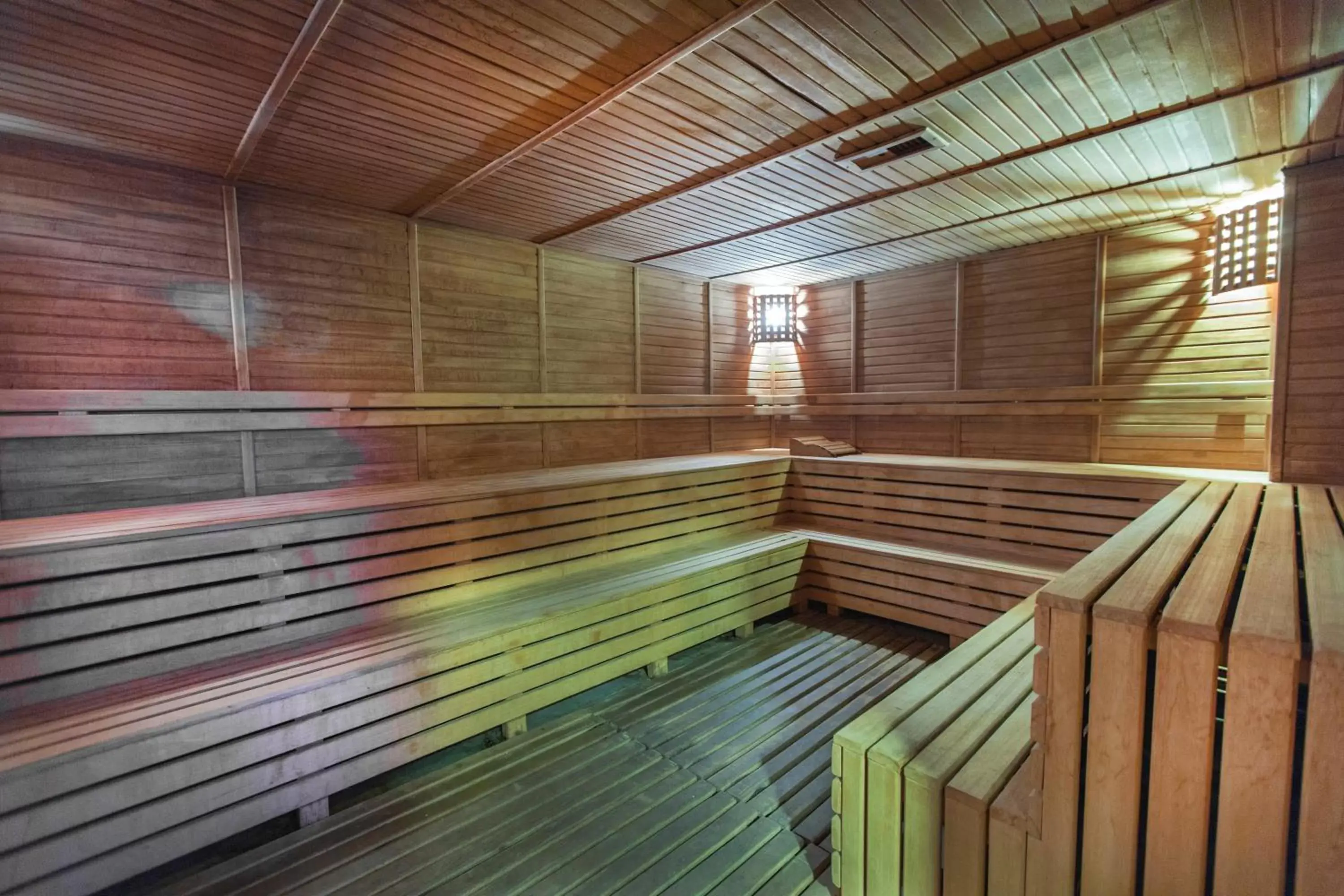 Sauna in New Park Hotel