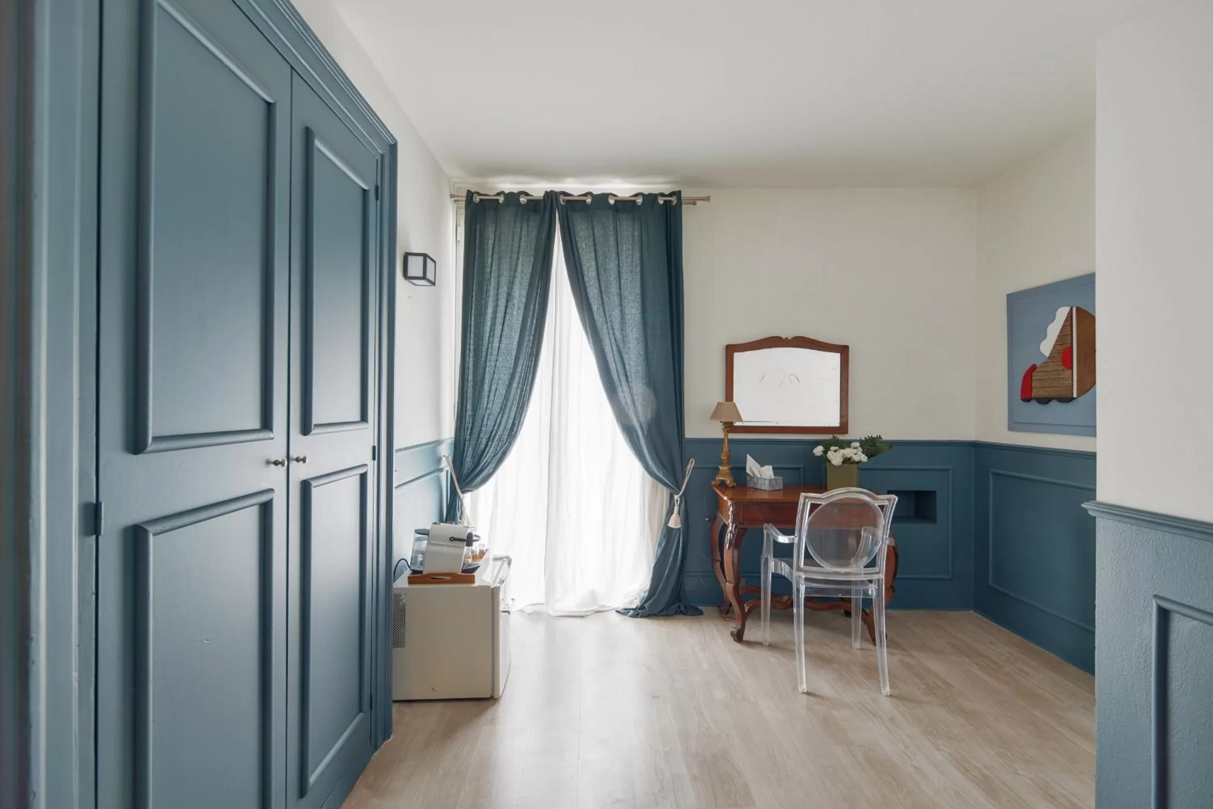 Seating area in L' Hôtellerie Easy Suites