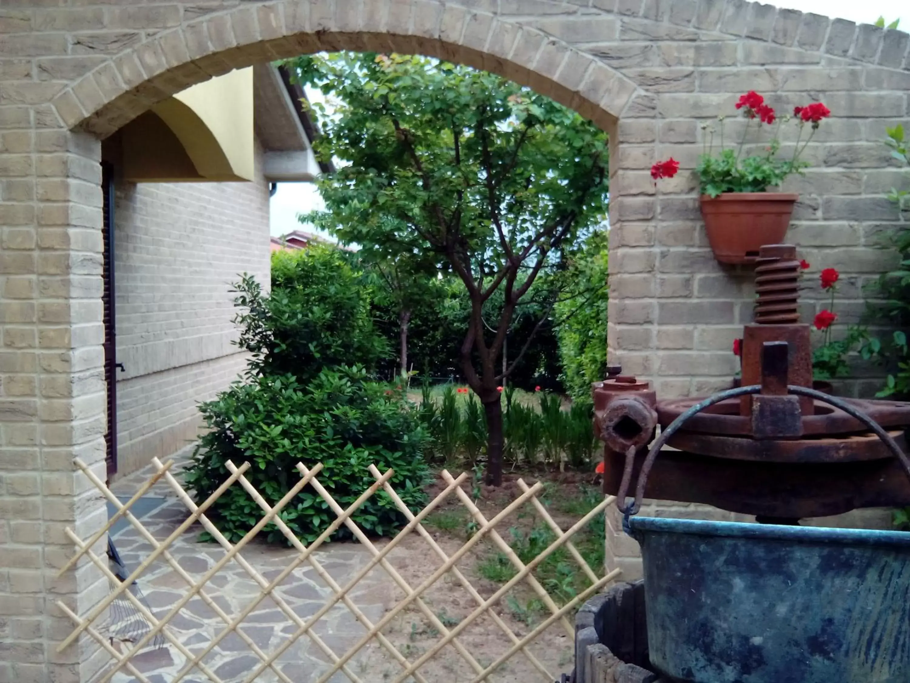 Decorative detail, Patio/Outdoor Area in Recanati Family