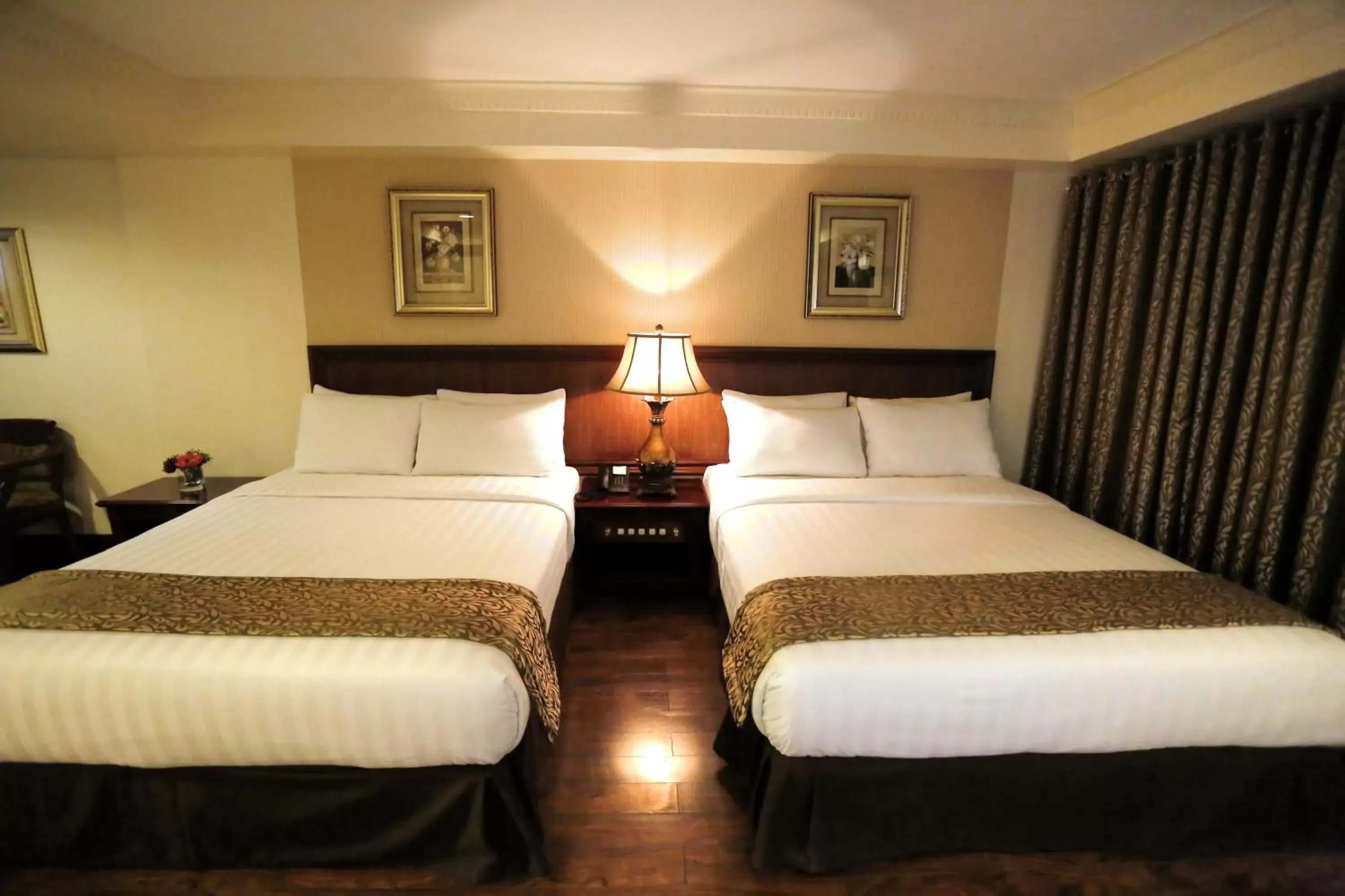 Bed in Villa Caceres Hotel