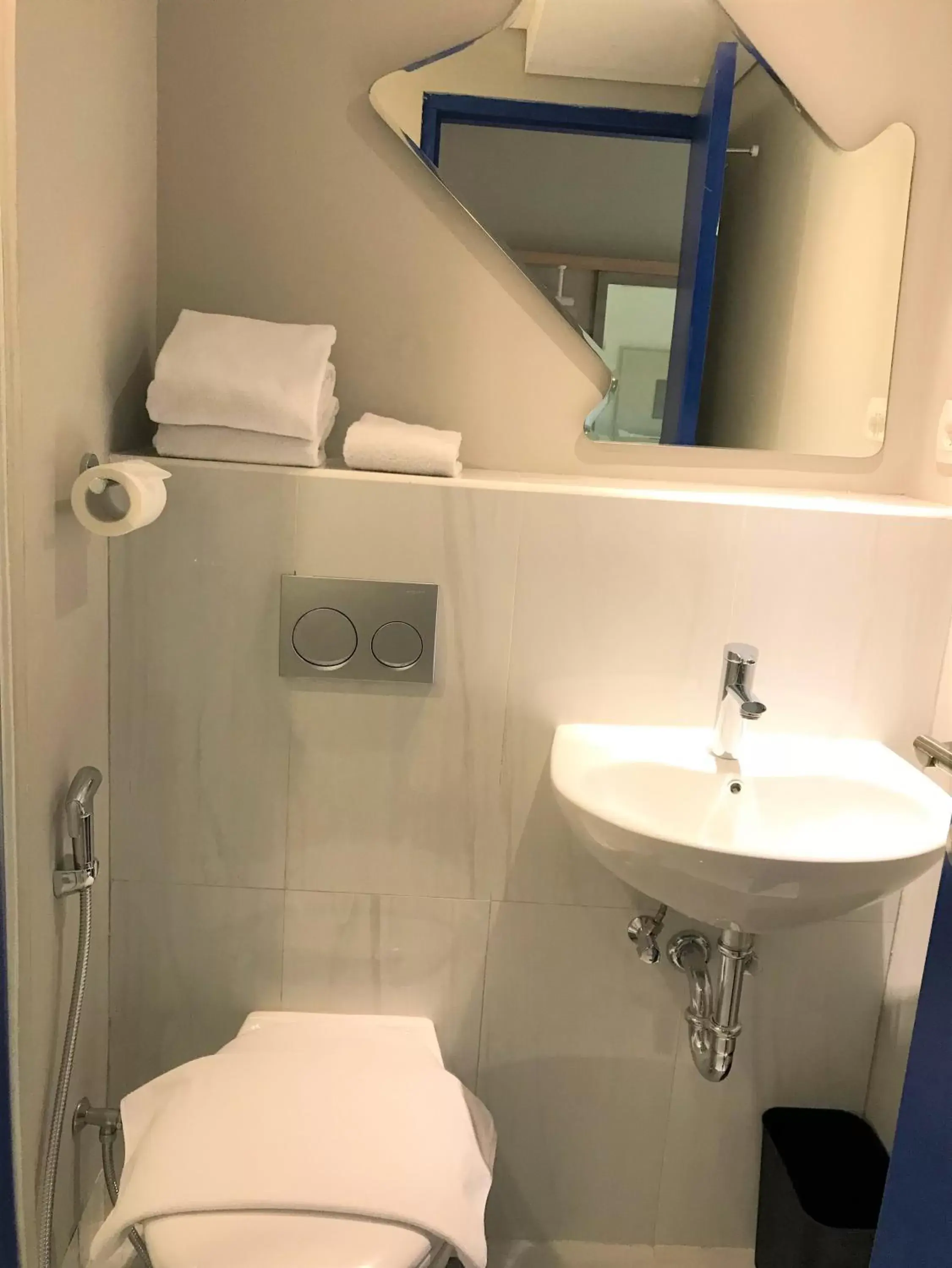 Bathroom in ibis budget Surabaya Diponegoro