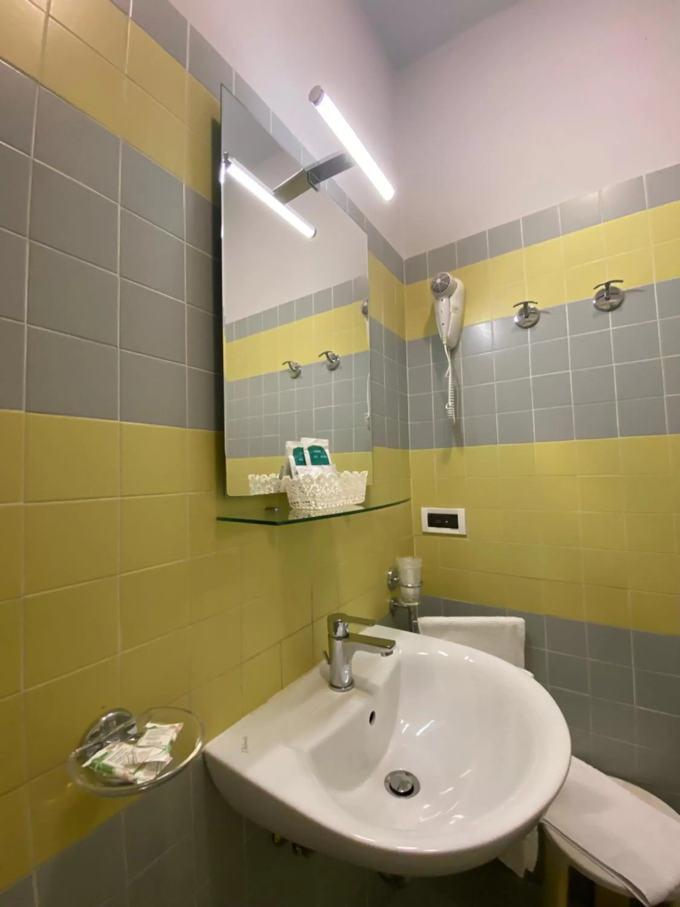 Bathroom in Locanda Casa Querini