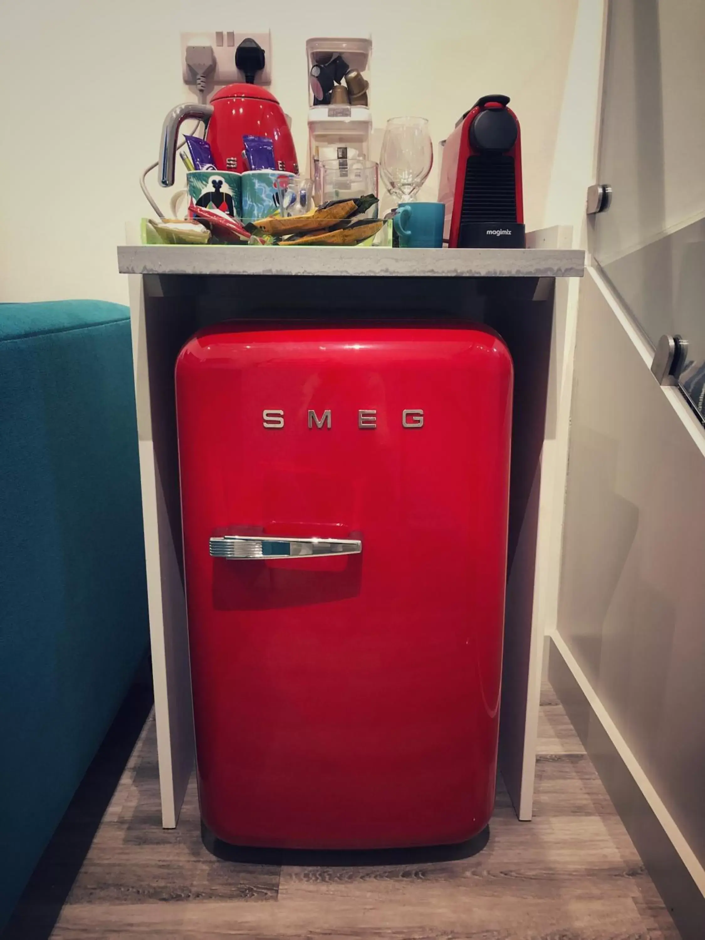 Coffee/tea facilities in Beach Hut Suites