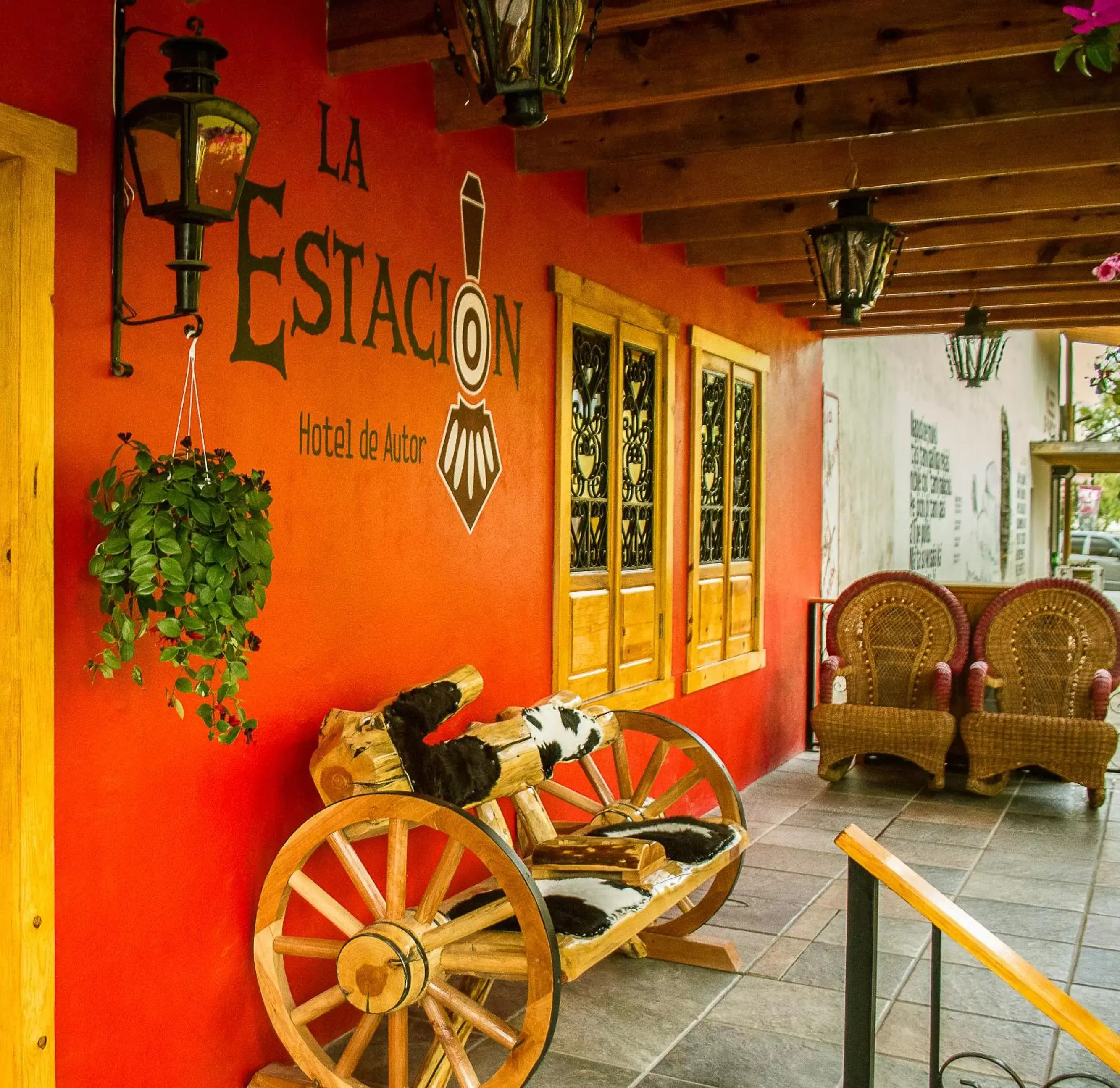 Facade/entrance in Hotel La Estacion